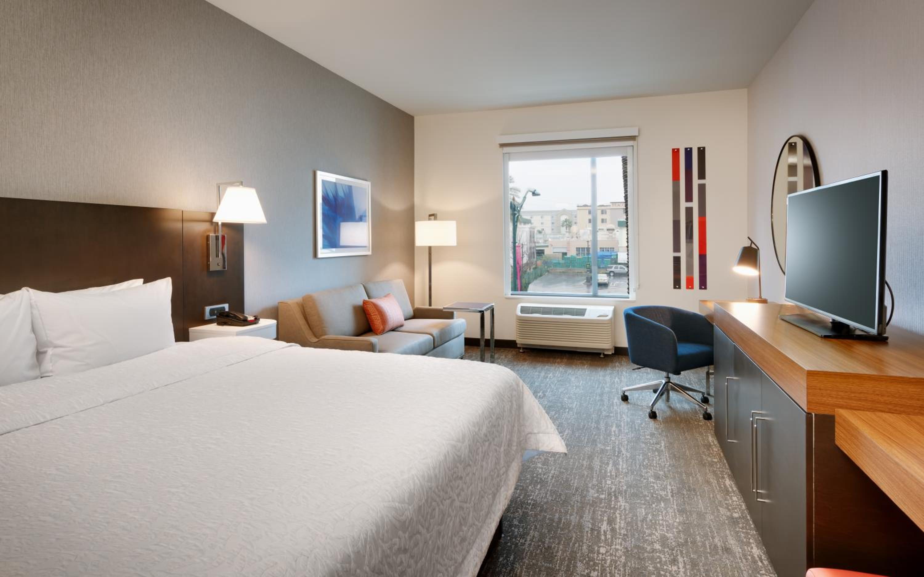 King Room with Sofa Bed