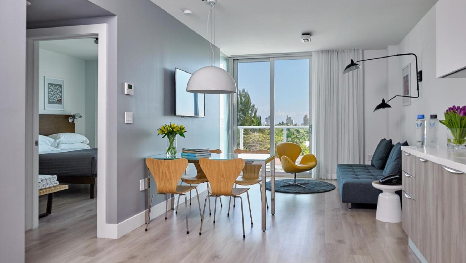 Sobe Penthouse - with Kitchenette and Balcony