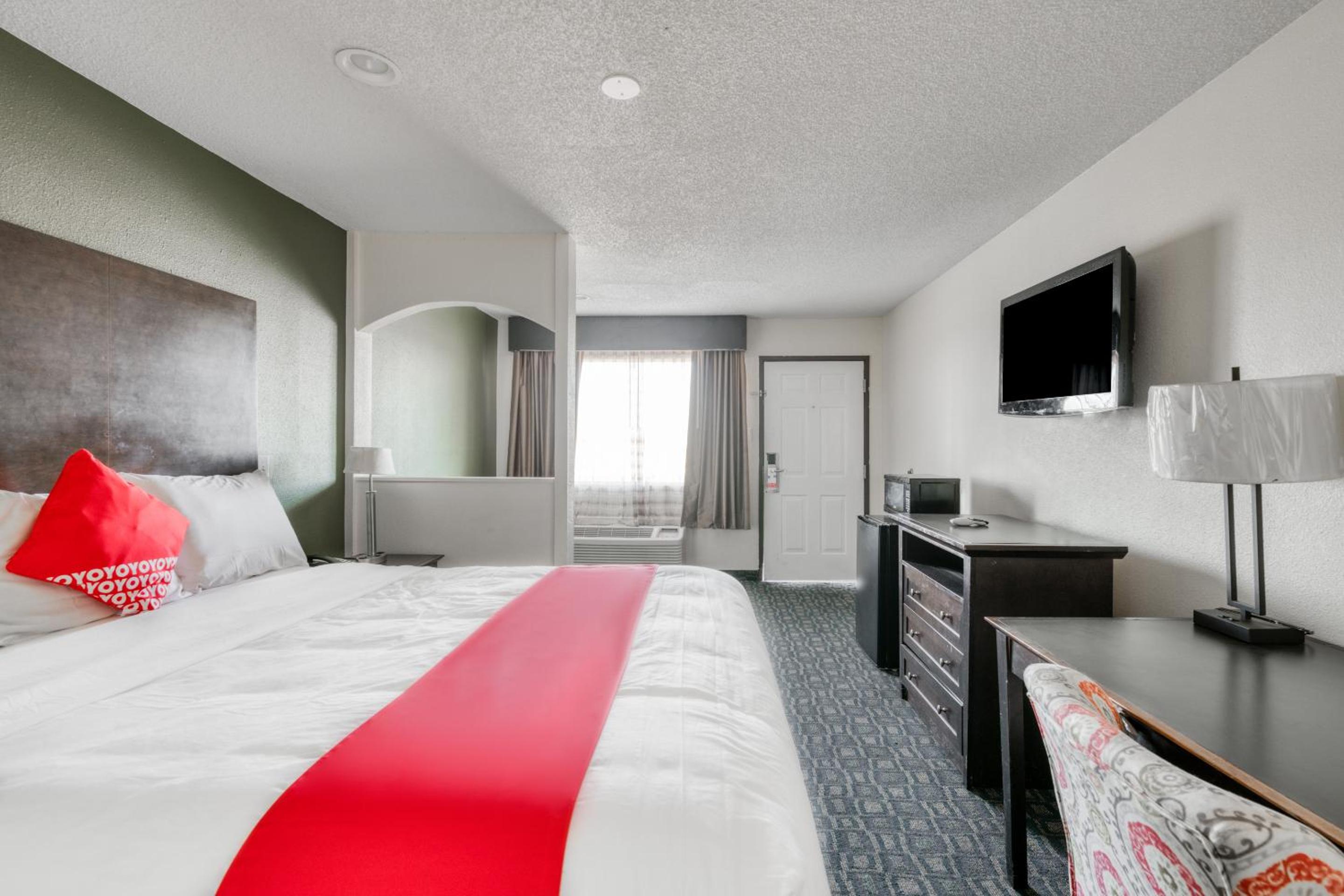 One-Bedroom Suite