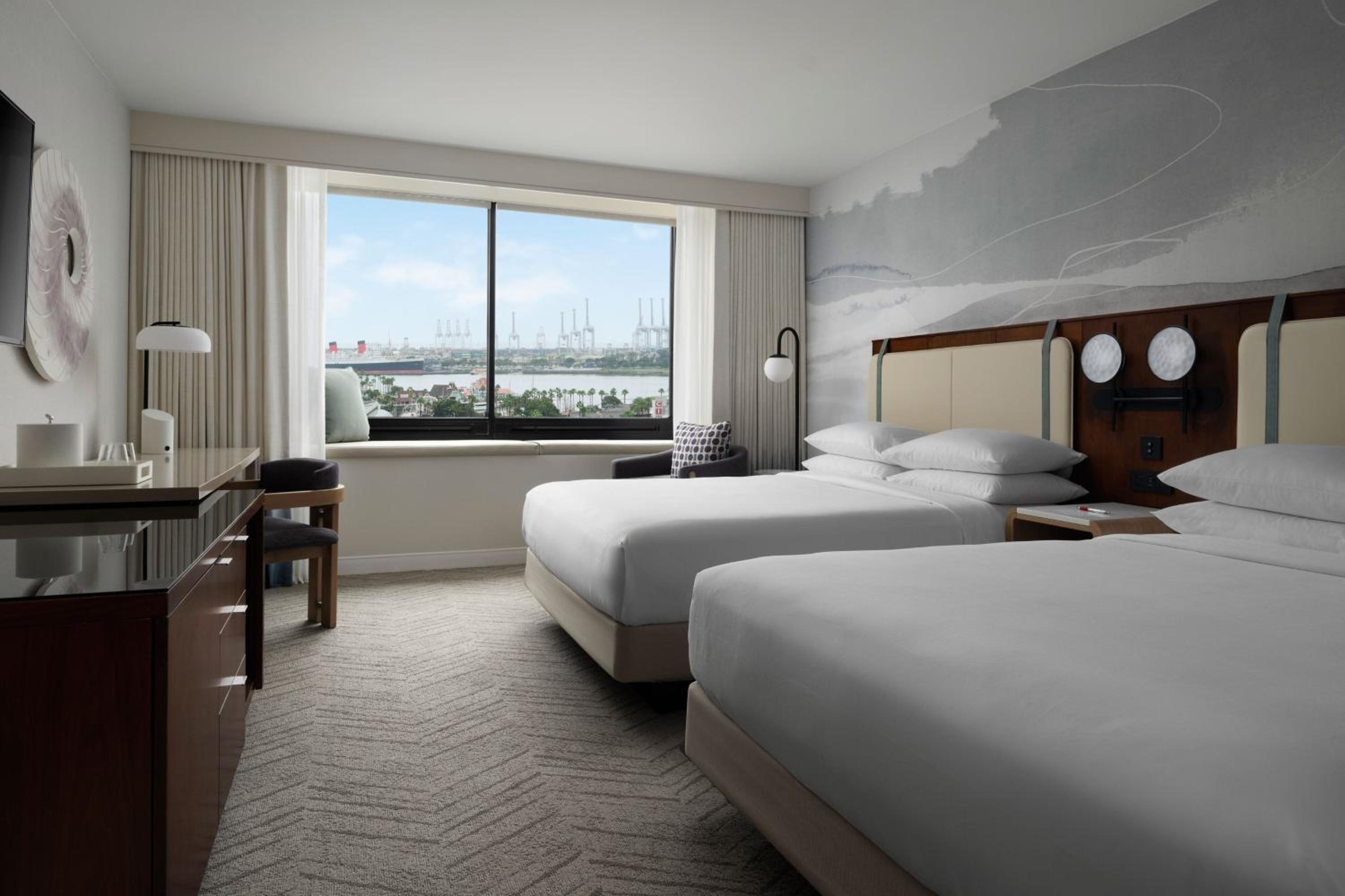 Queen Room with Two Queen Beds and Harbor View