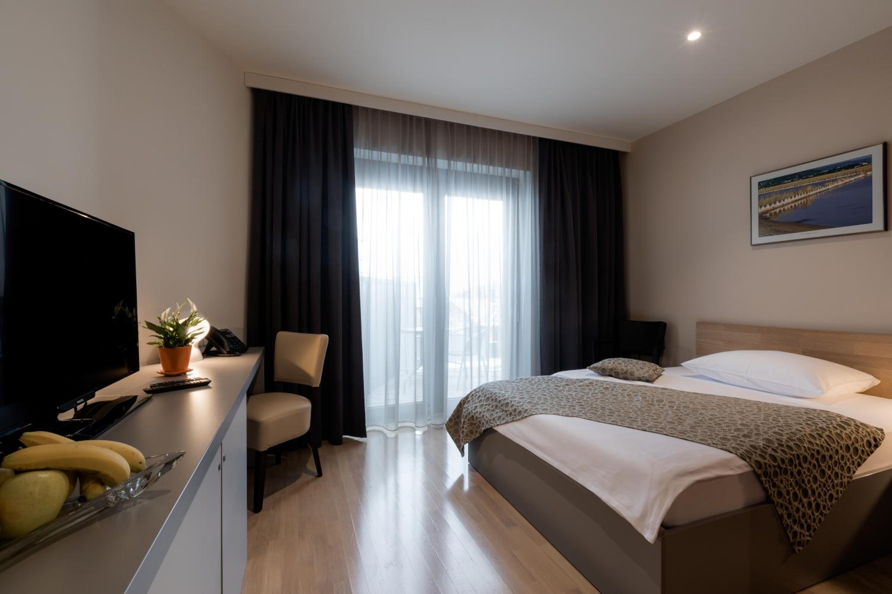 Superior Single Room with Balcony