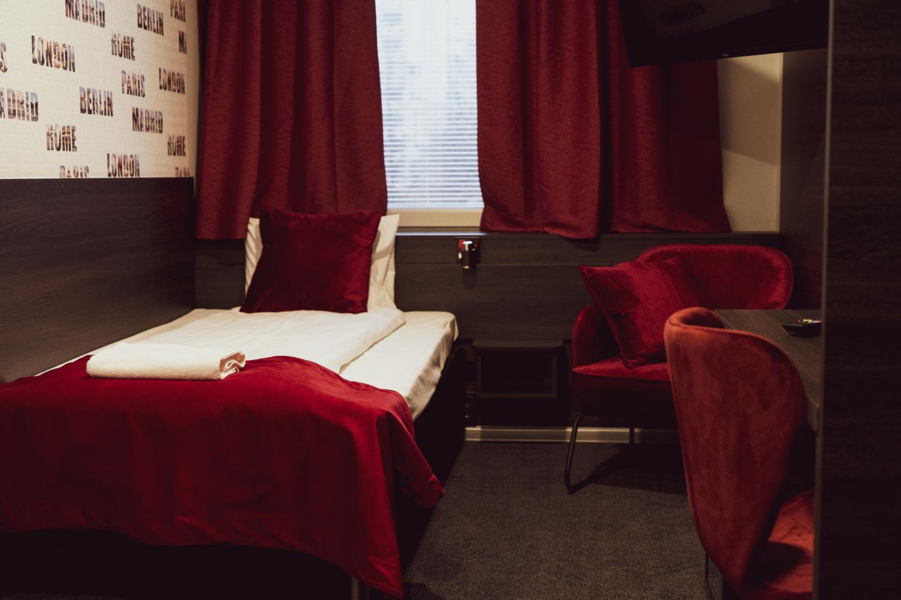 Standard Single Room