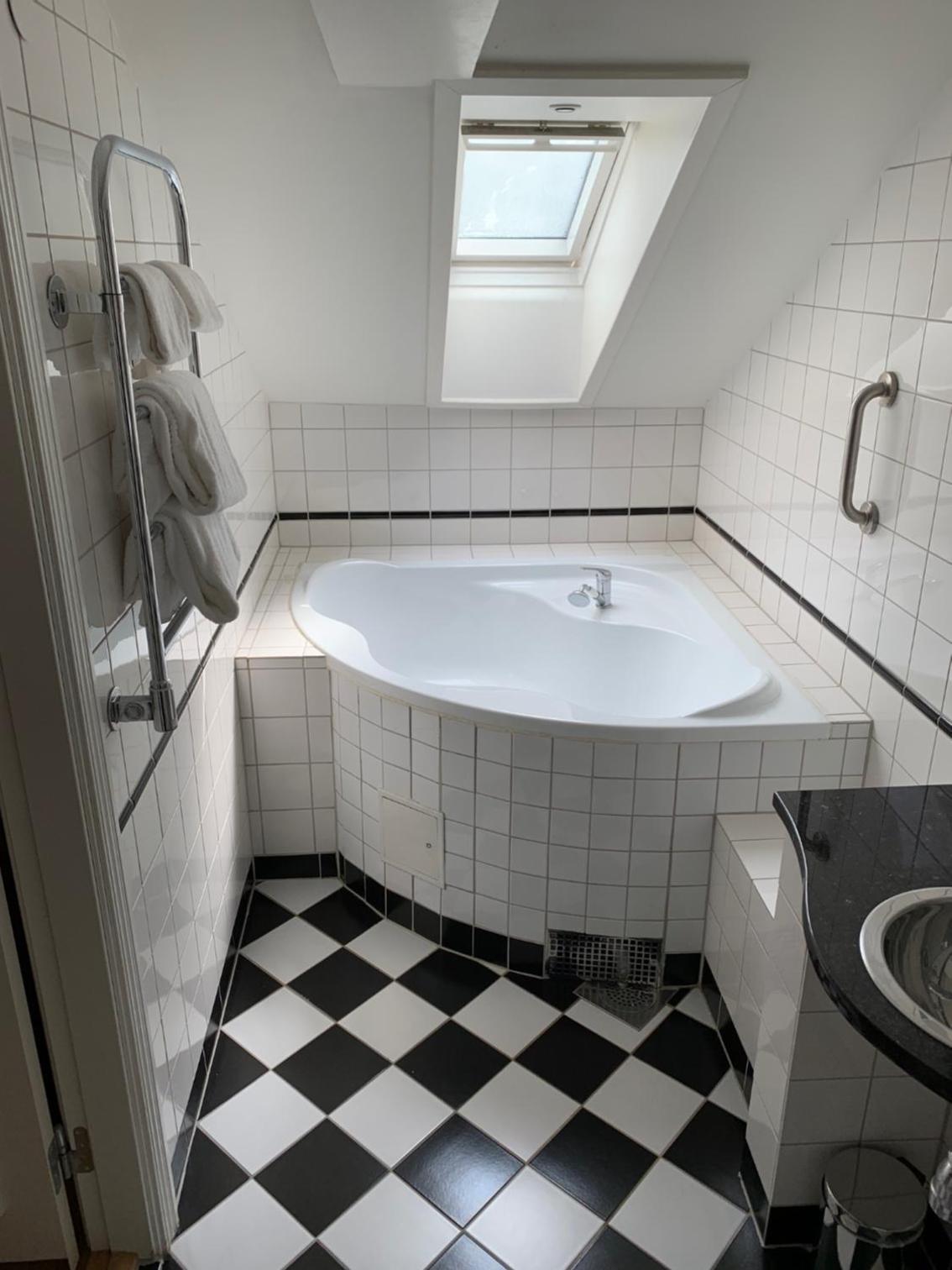 Mini Suite