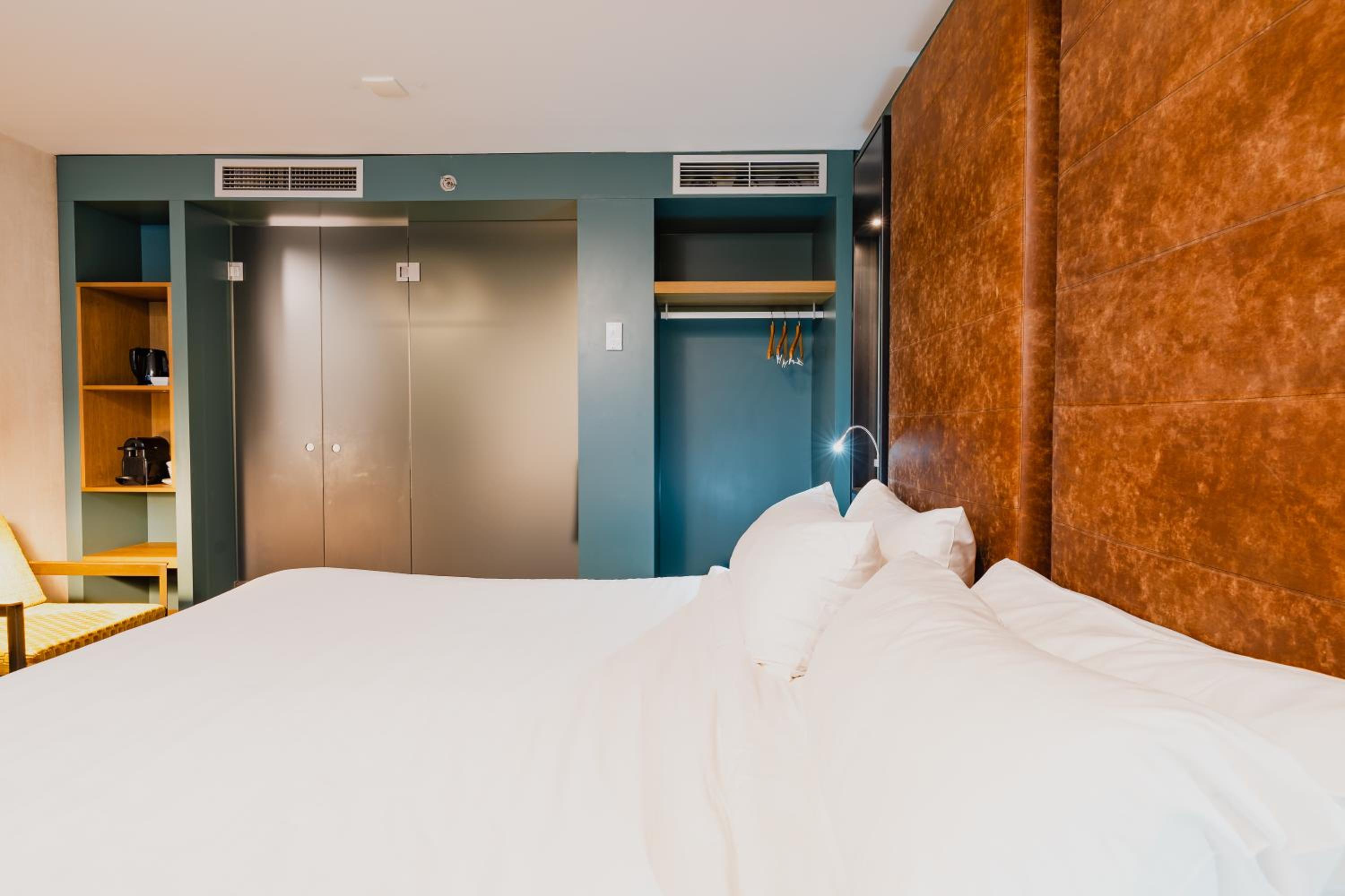 Indoor Double or Twin Room (Atrium view)