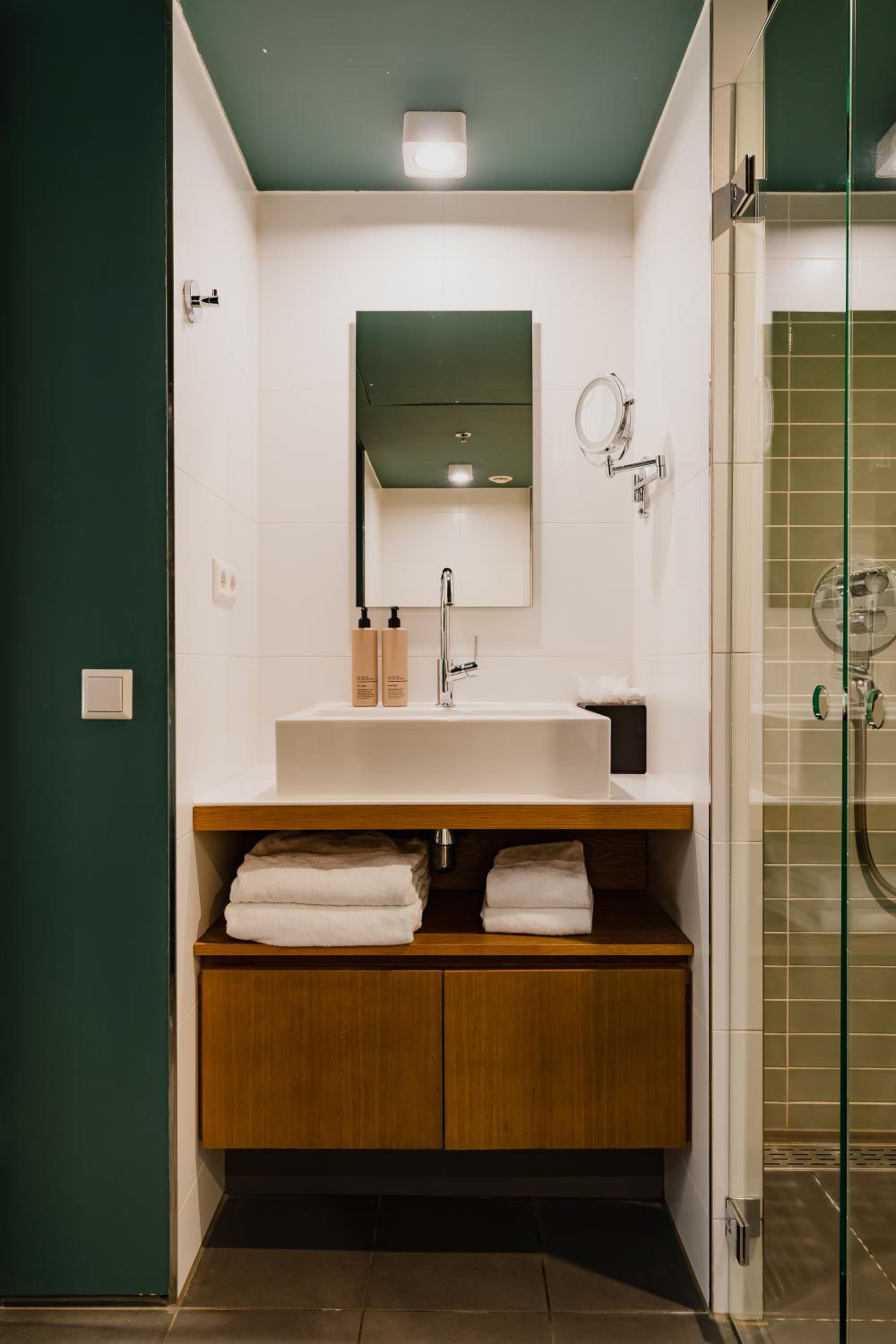 Indoor Double or Twin Room (Atrium view)