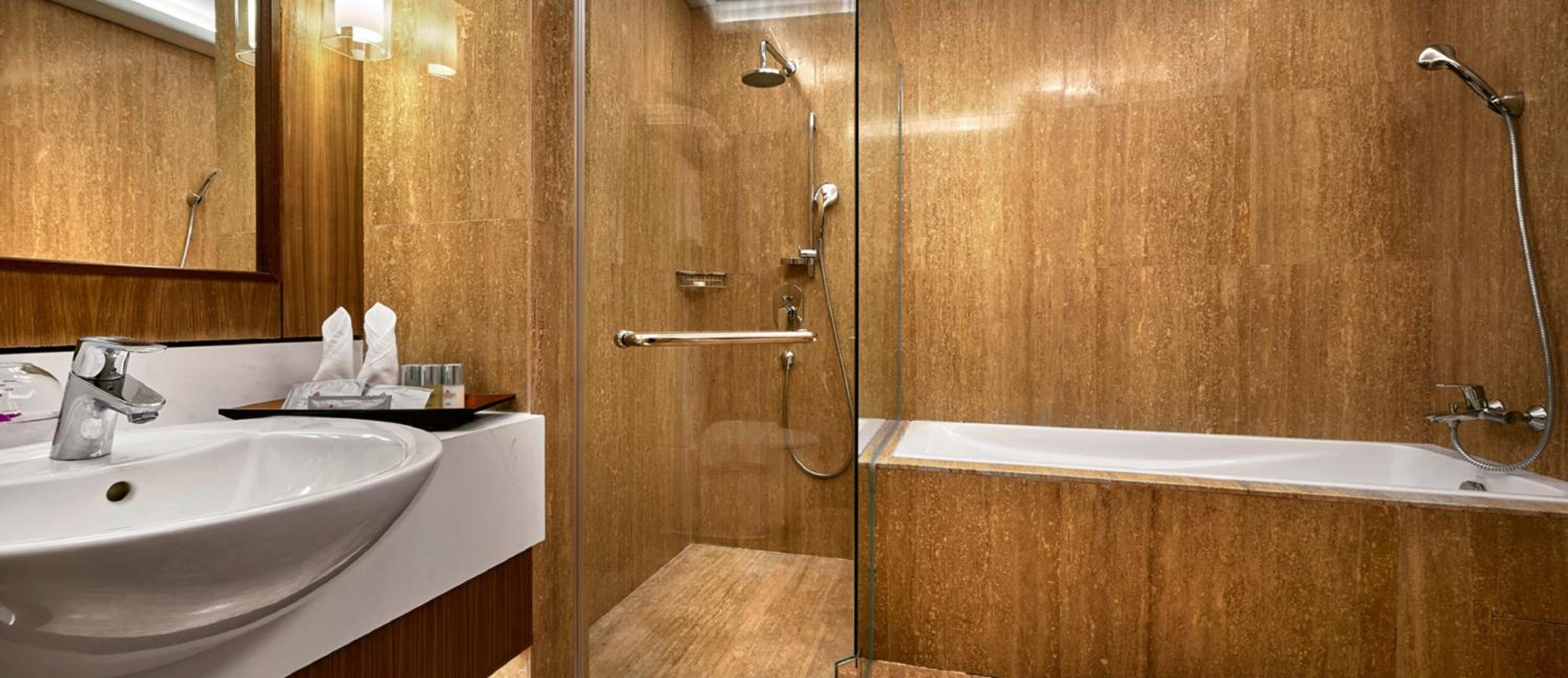 Executive Premier King