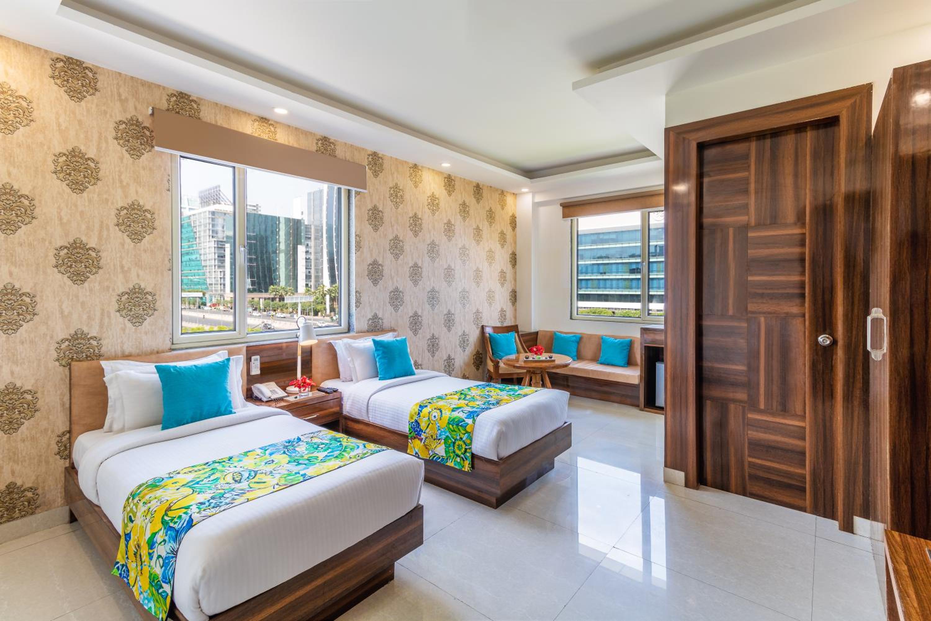 Deluxe Twin Room with 10% discount on Food & Soft Beverages (at restaurants)