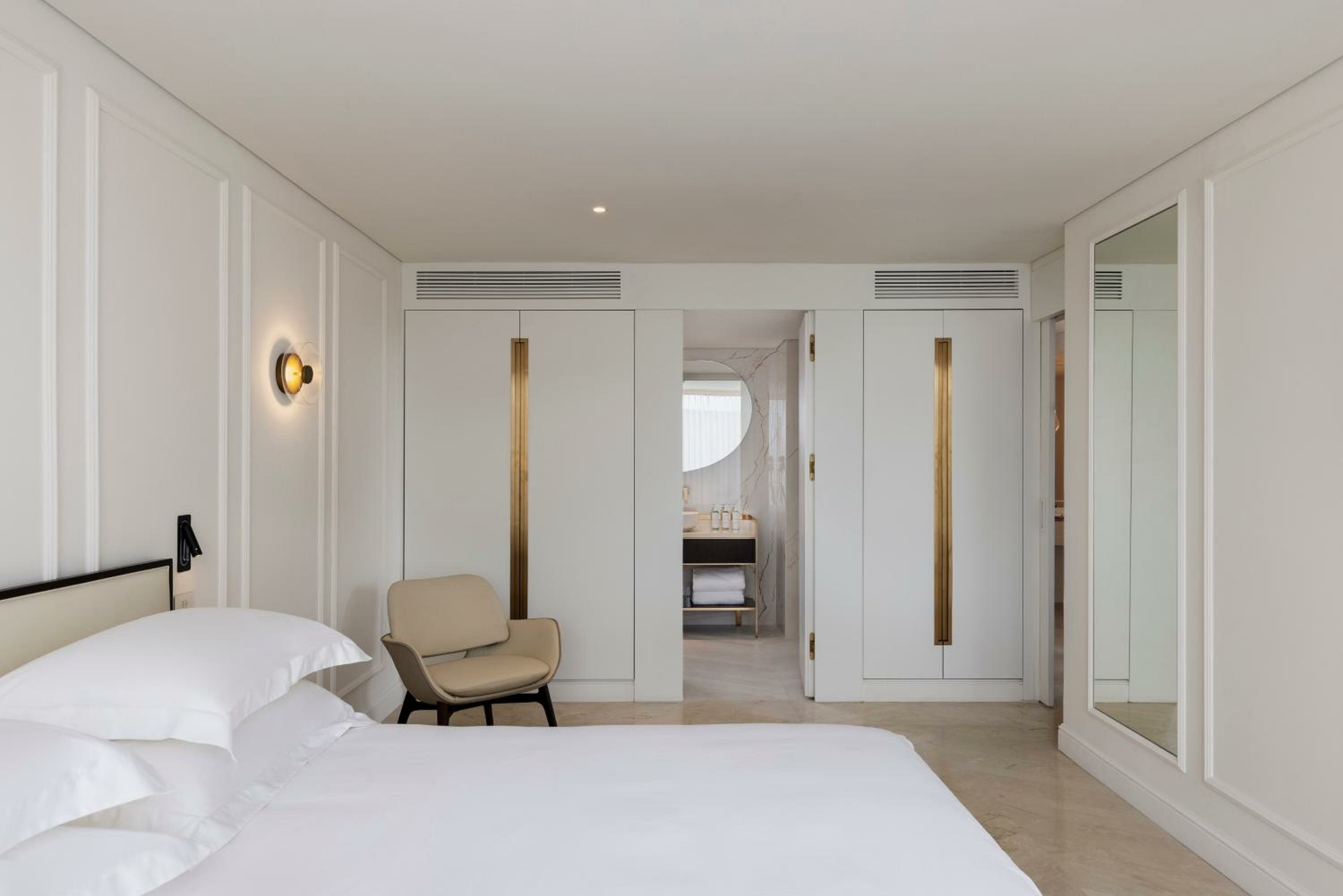 One Bedroom Suite with One King Bed or Twin Beds and Sofa Bed