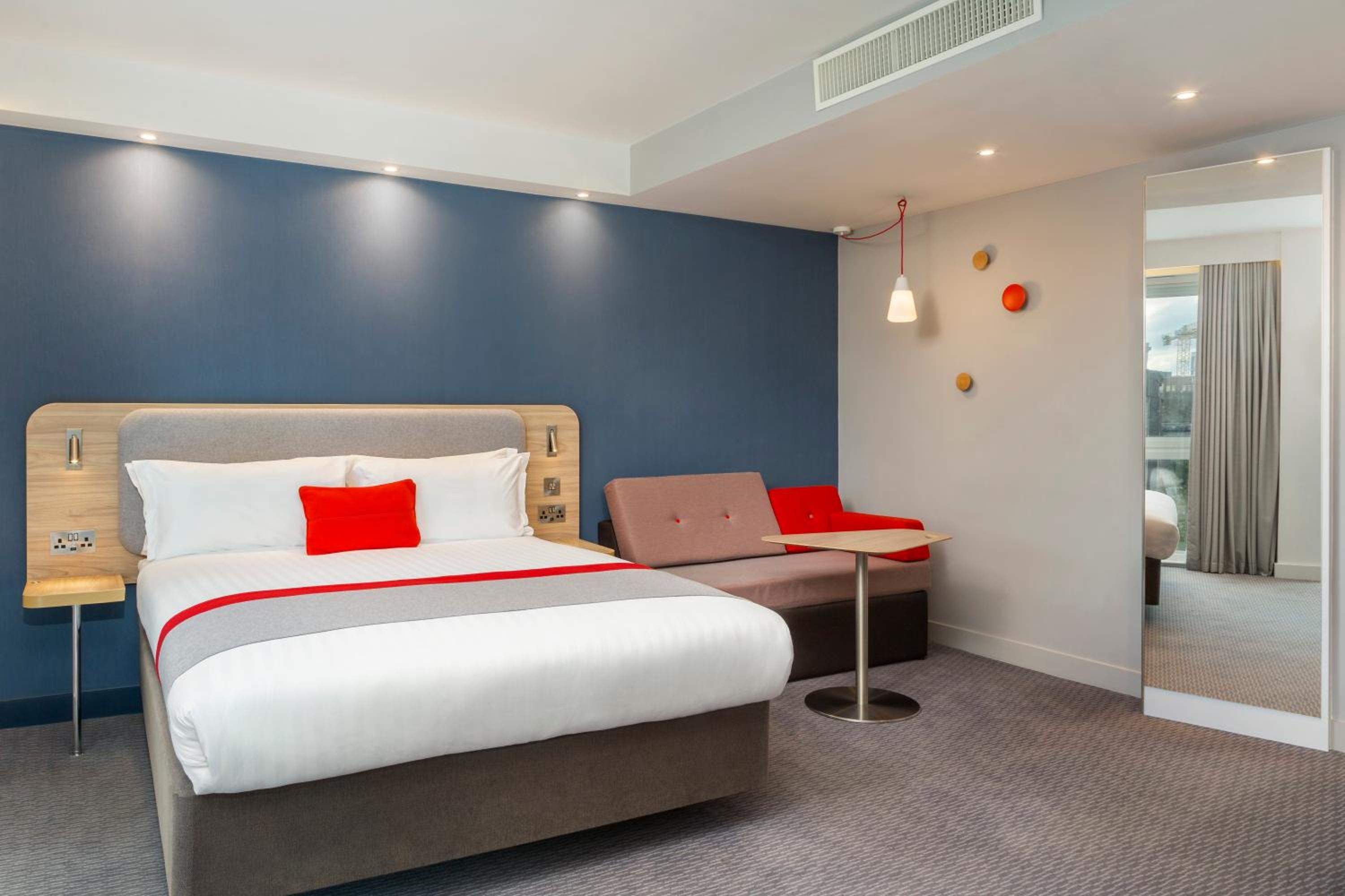 Standard Double Room with Single Sofa Bed and Free Hot Breakfast