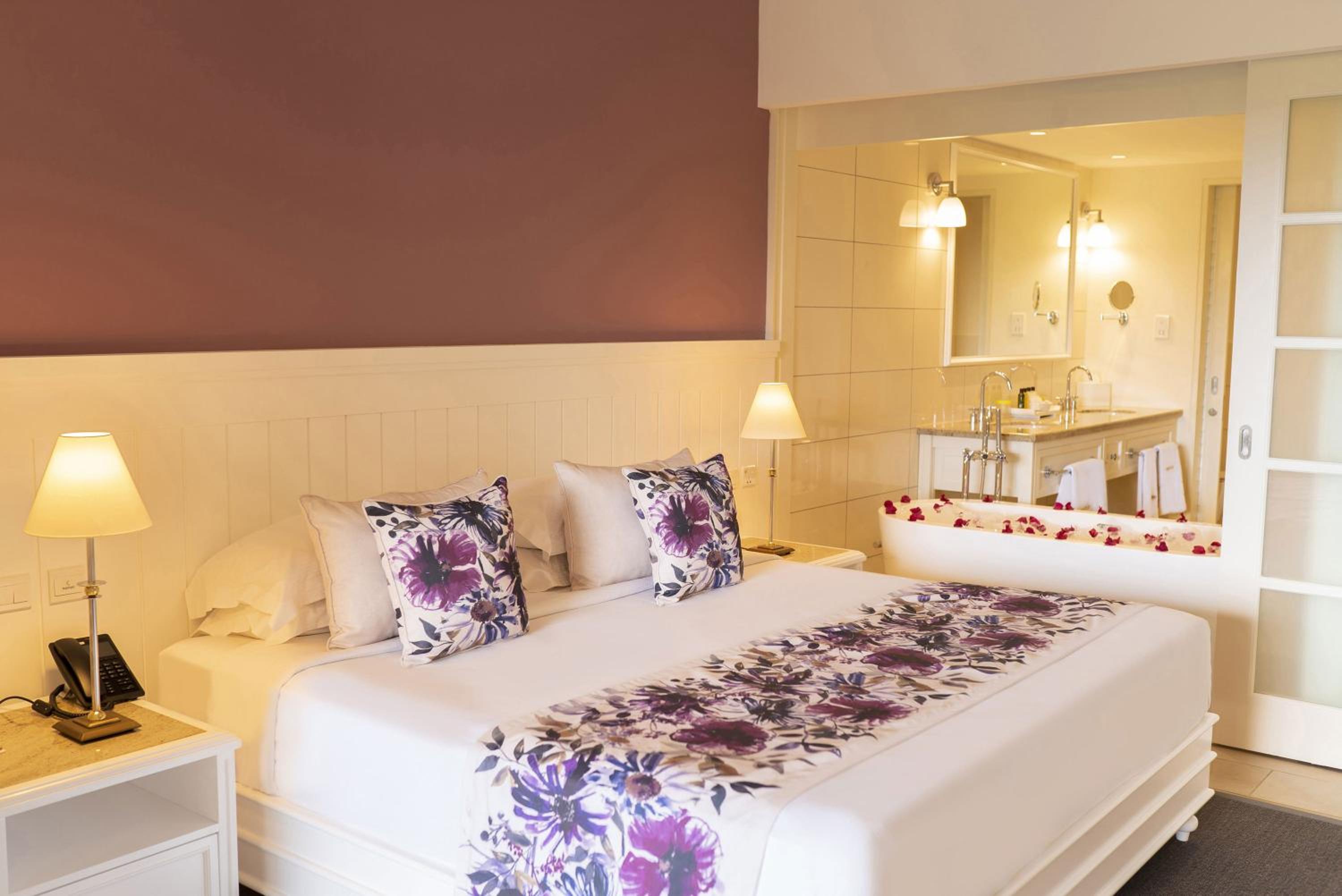 Grand Deluxe Garden View