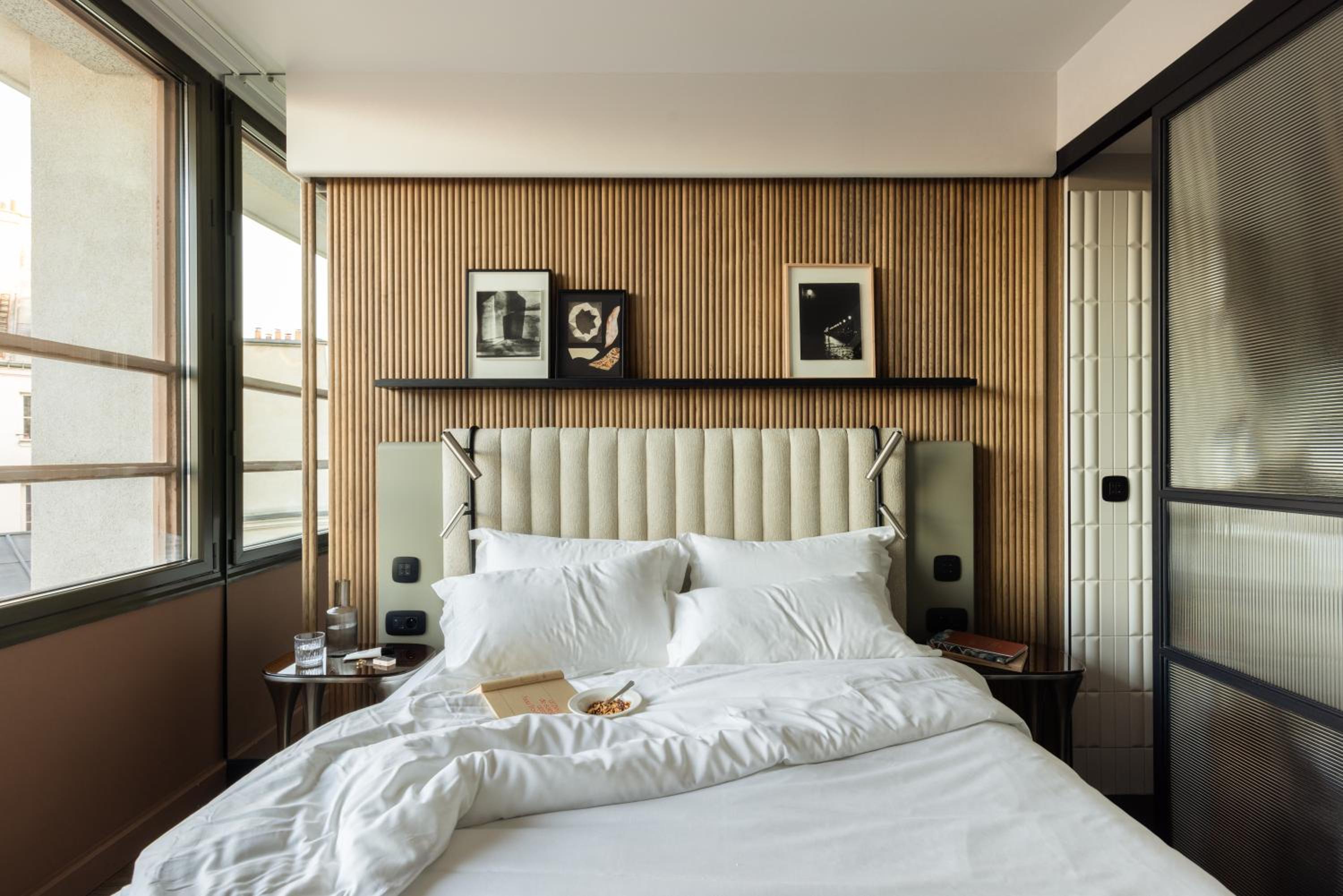 Interconnecting Classic Rooms 