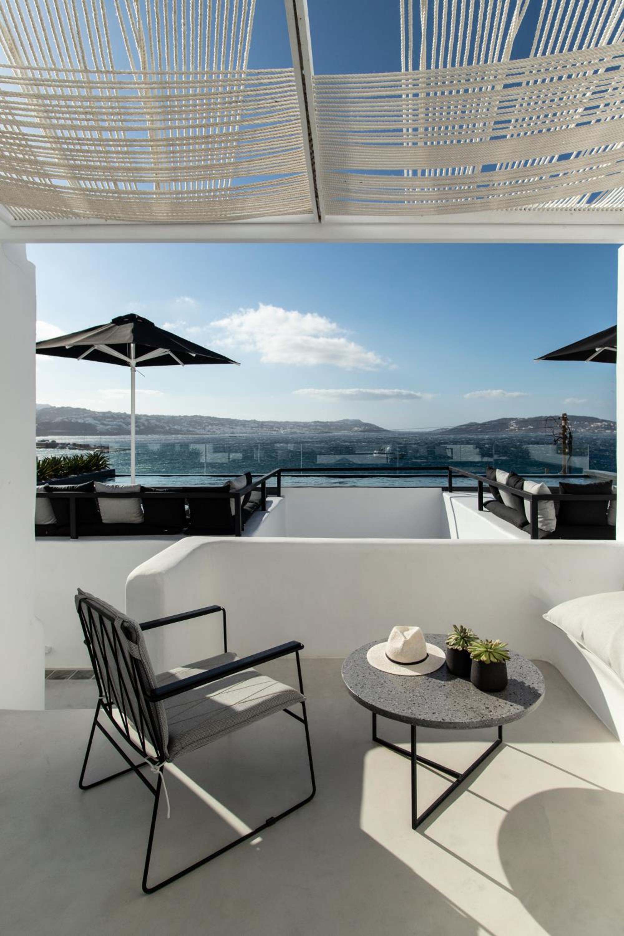 Family Maisonette with Panoramic Sea view