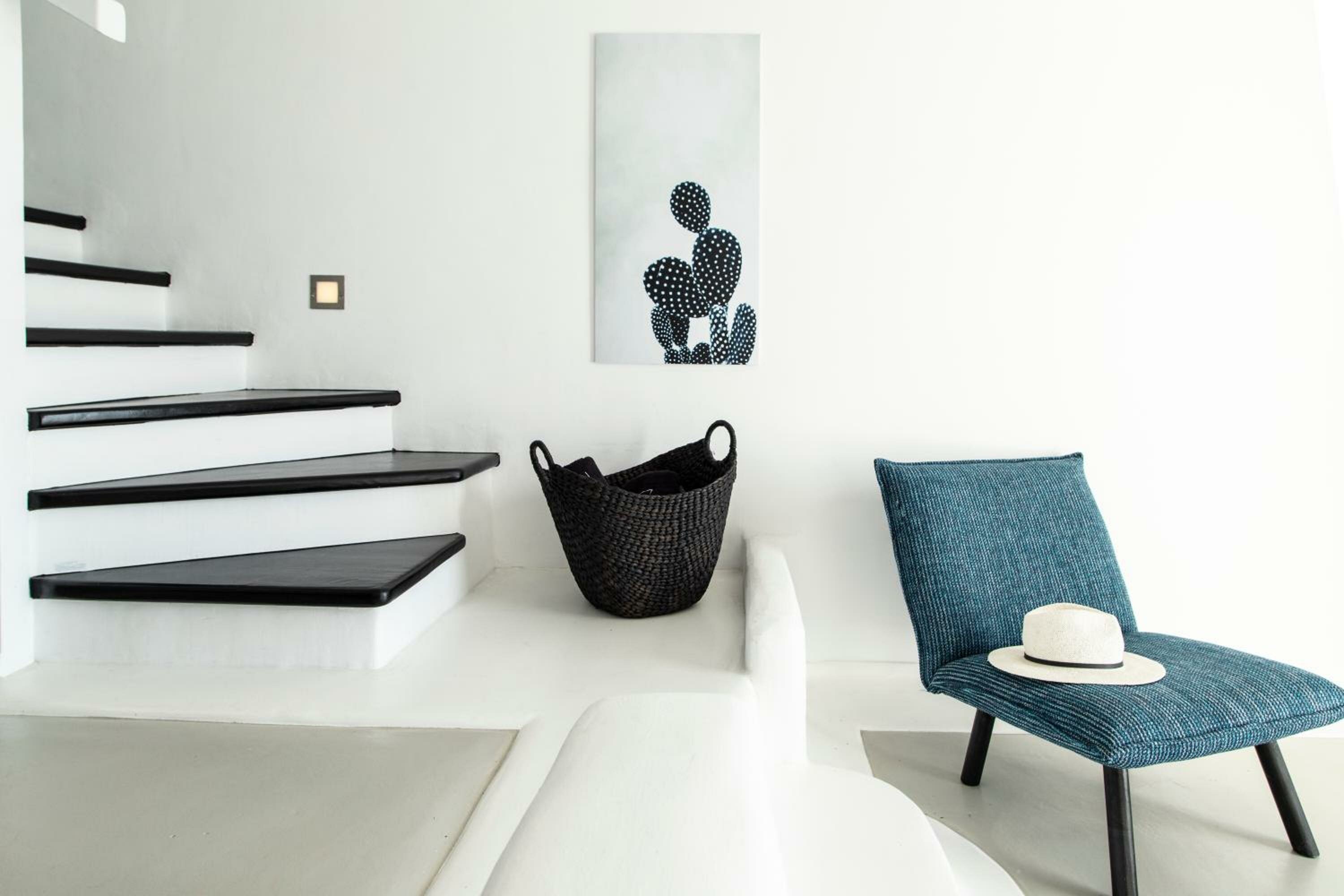 Family Maisonette with Panoramic Sea view