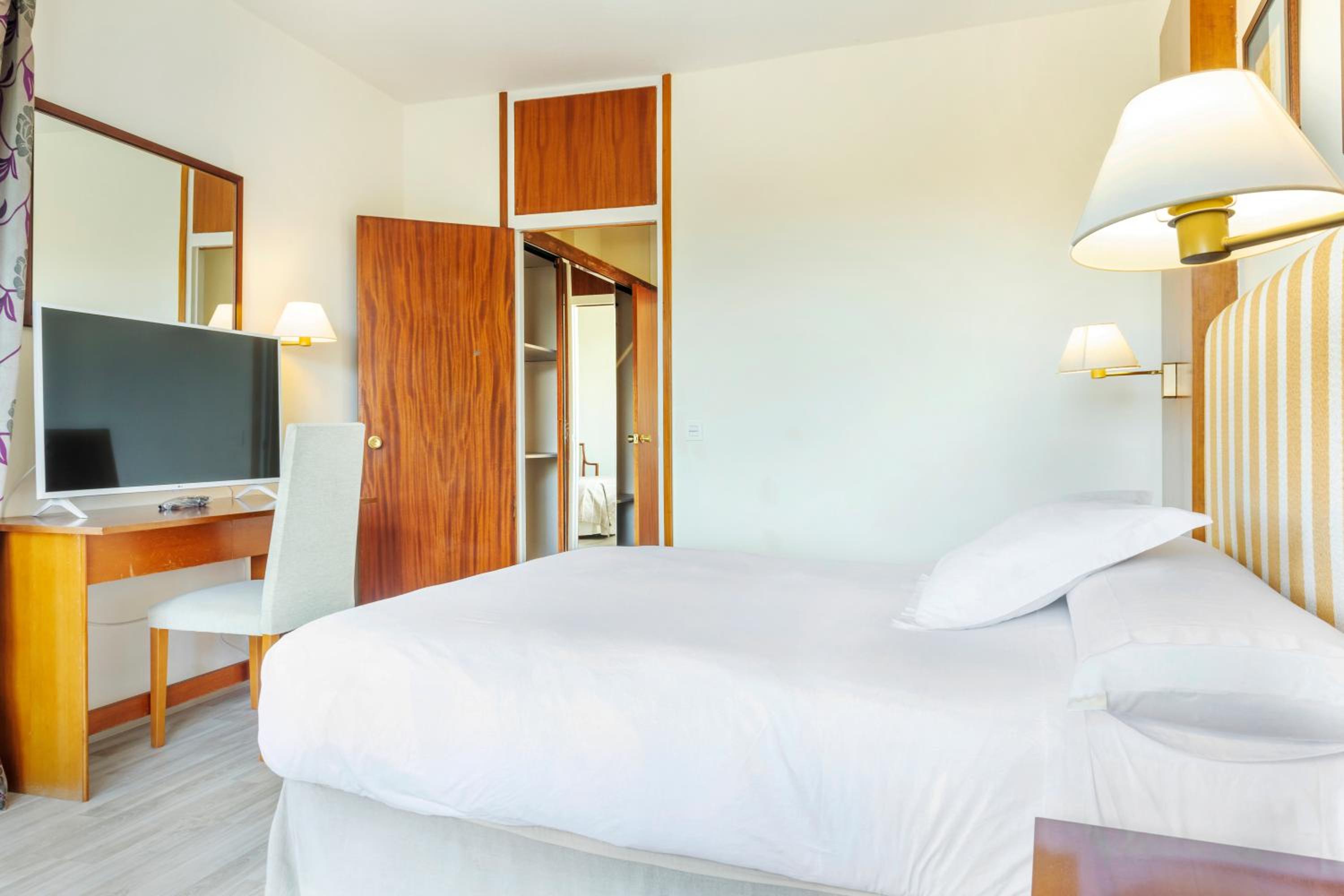 Superior Double Room with Terrace