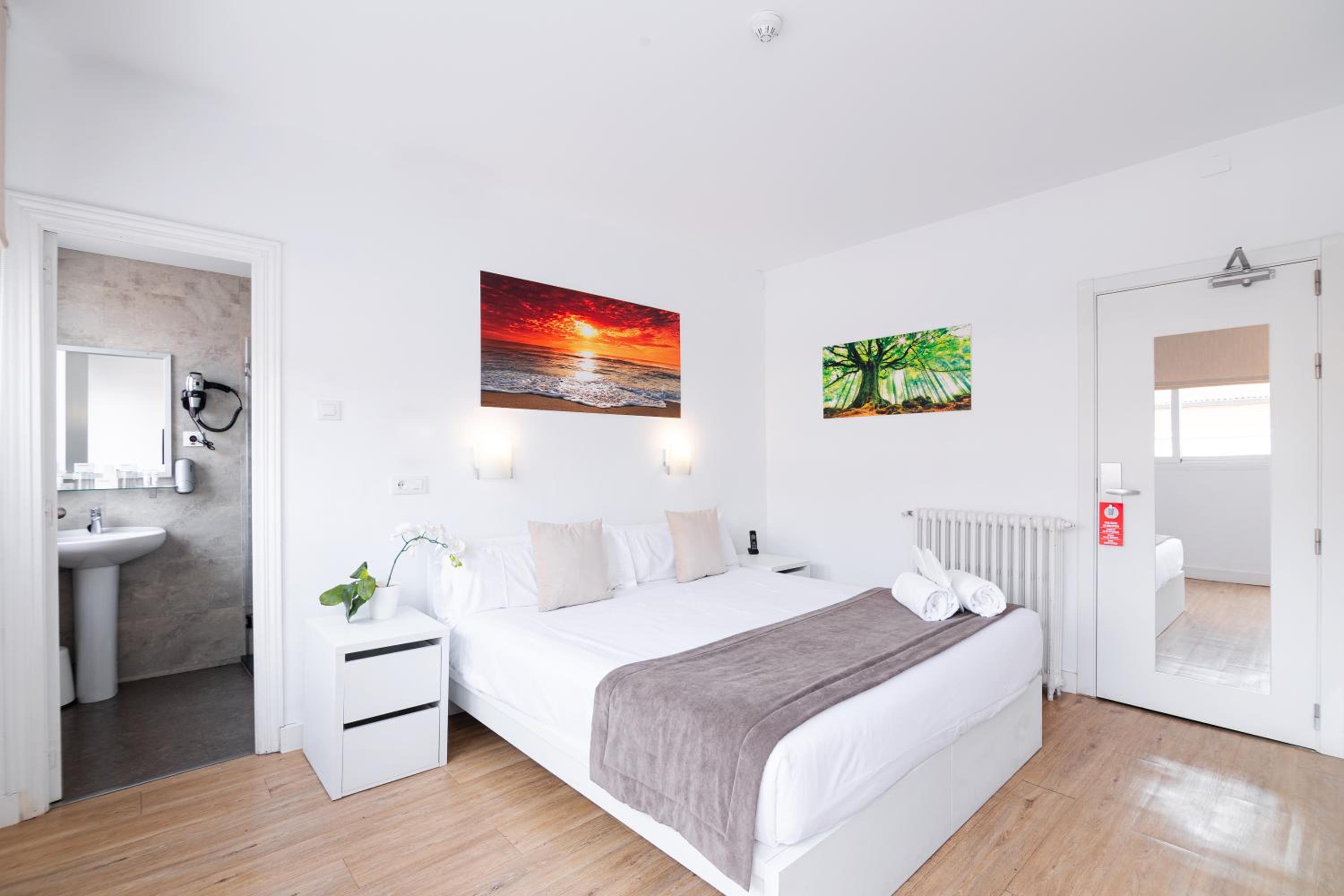 Superior Double or Twin Room with Balcony