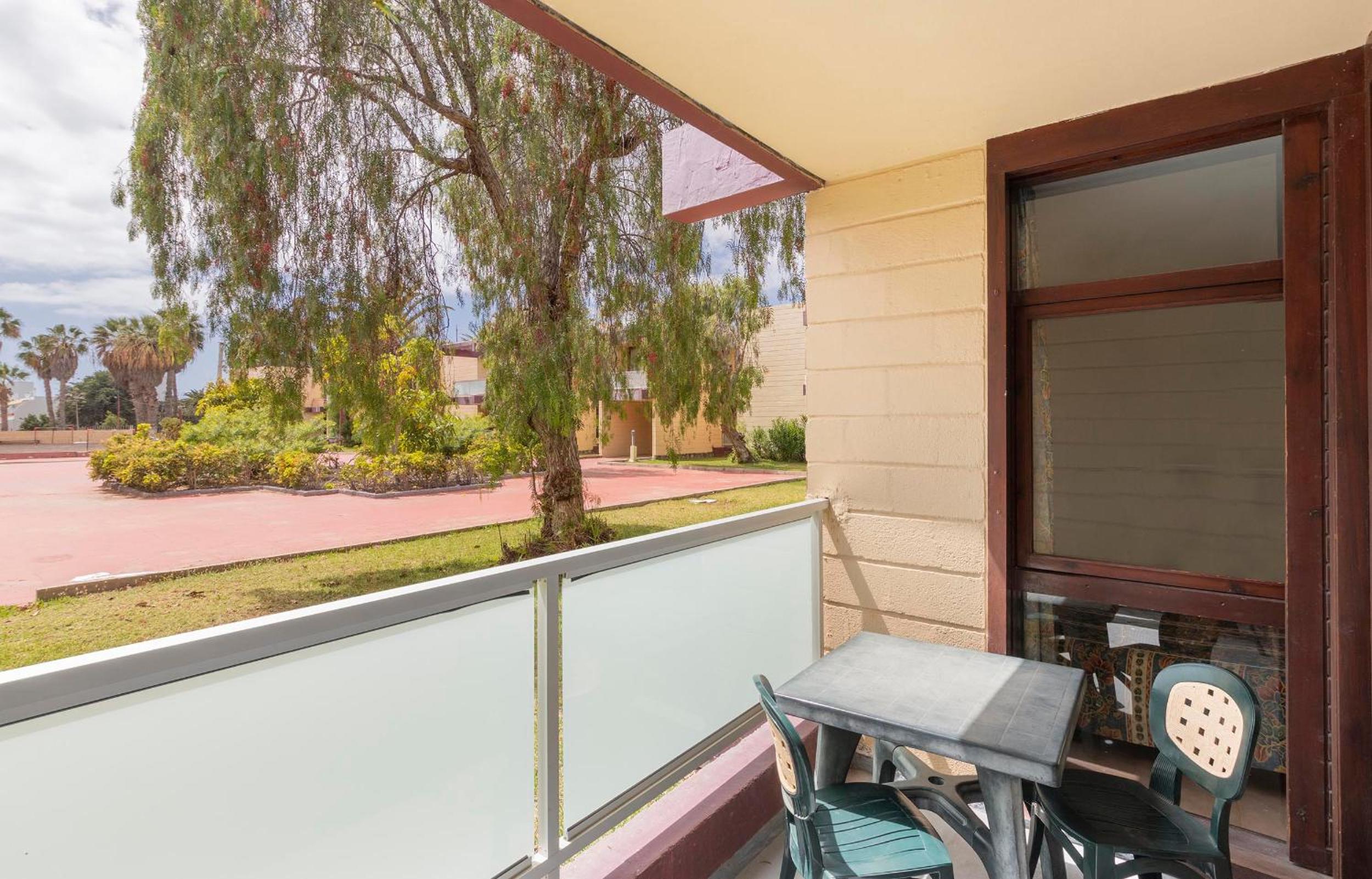 Apartment (2 Adults + 1 Child)