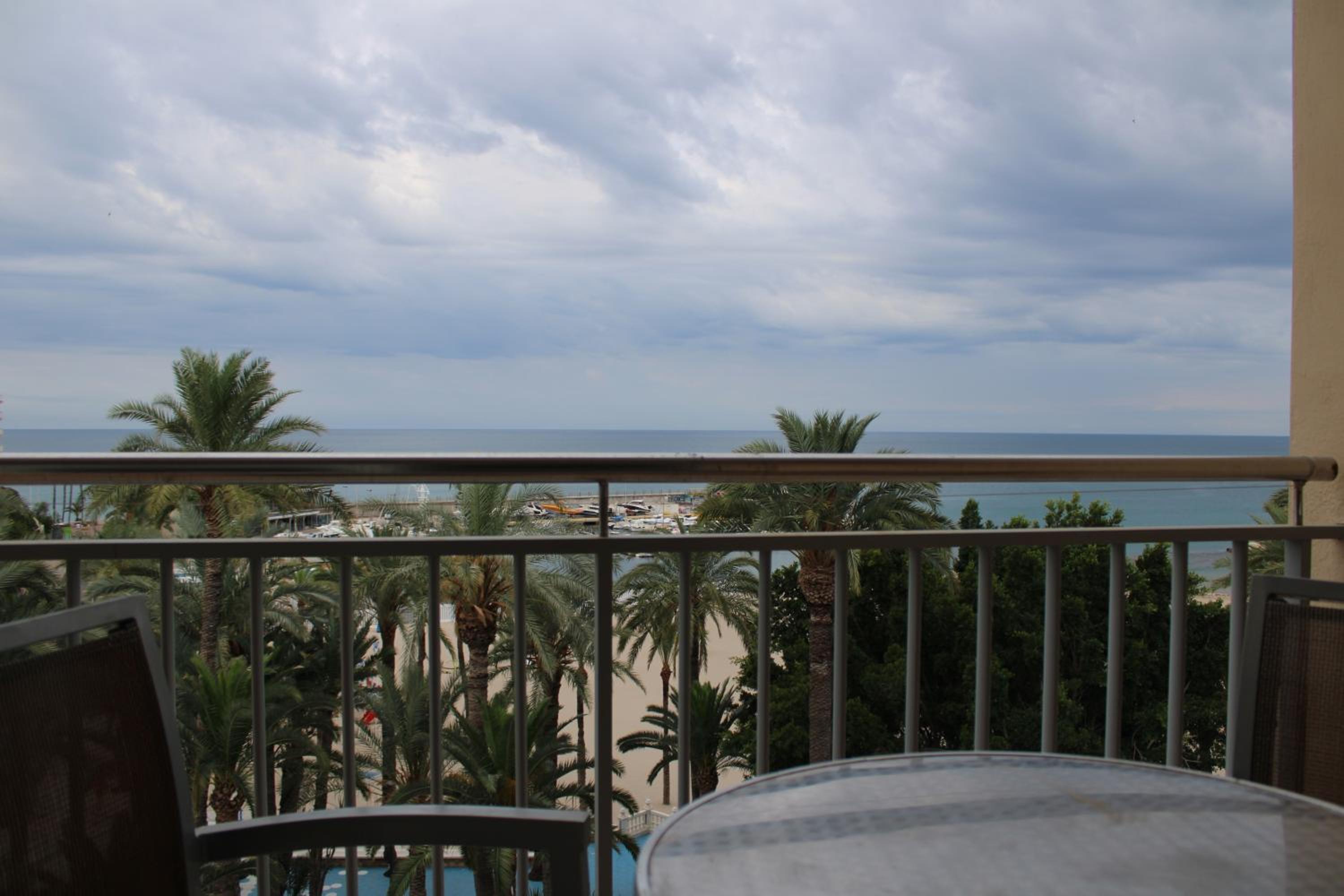 Double or Twin Room with Sea View