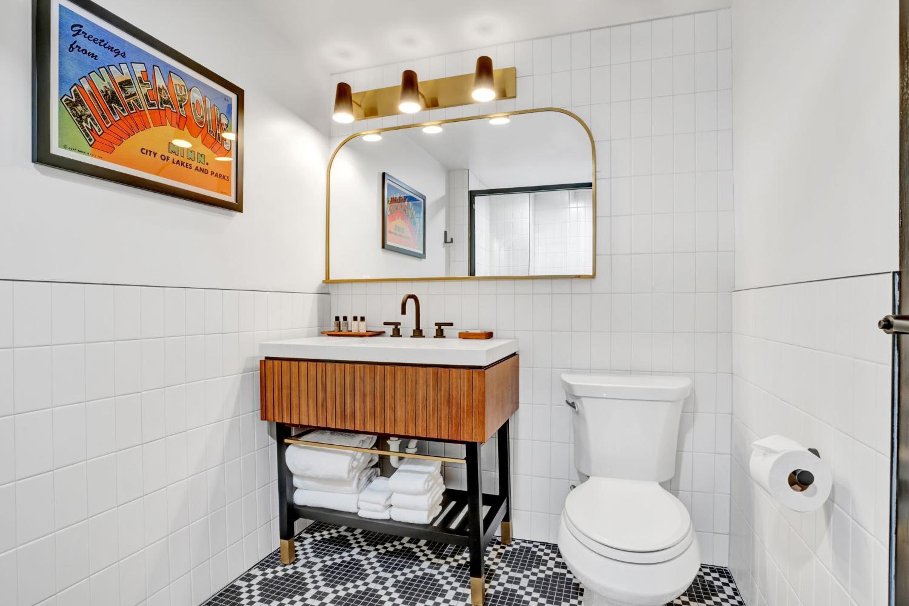 King Room - Hearing Accessible