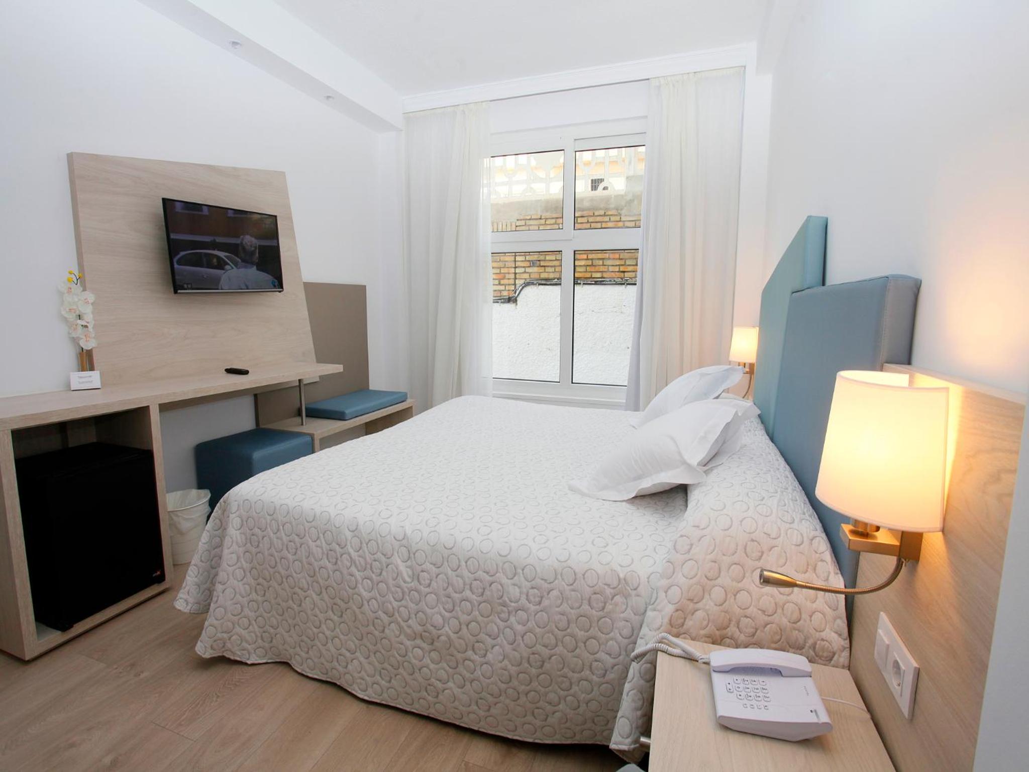 Economy Double Room (2 adults)