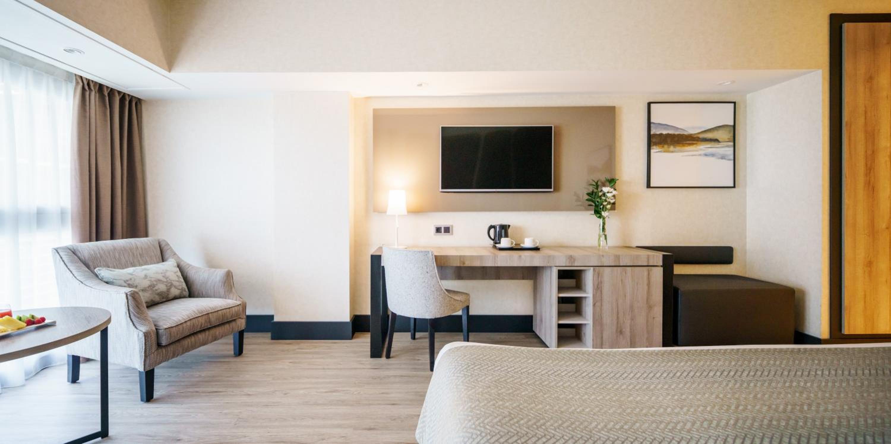 Double Room for Single Use