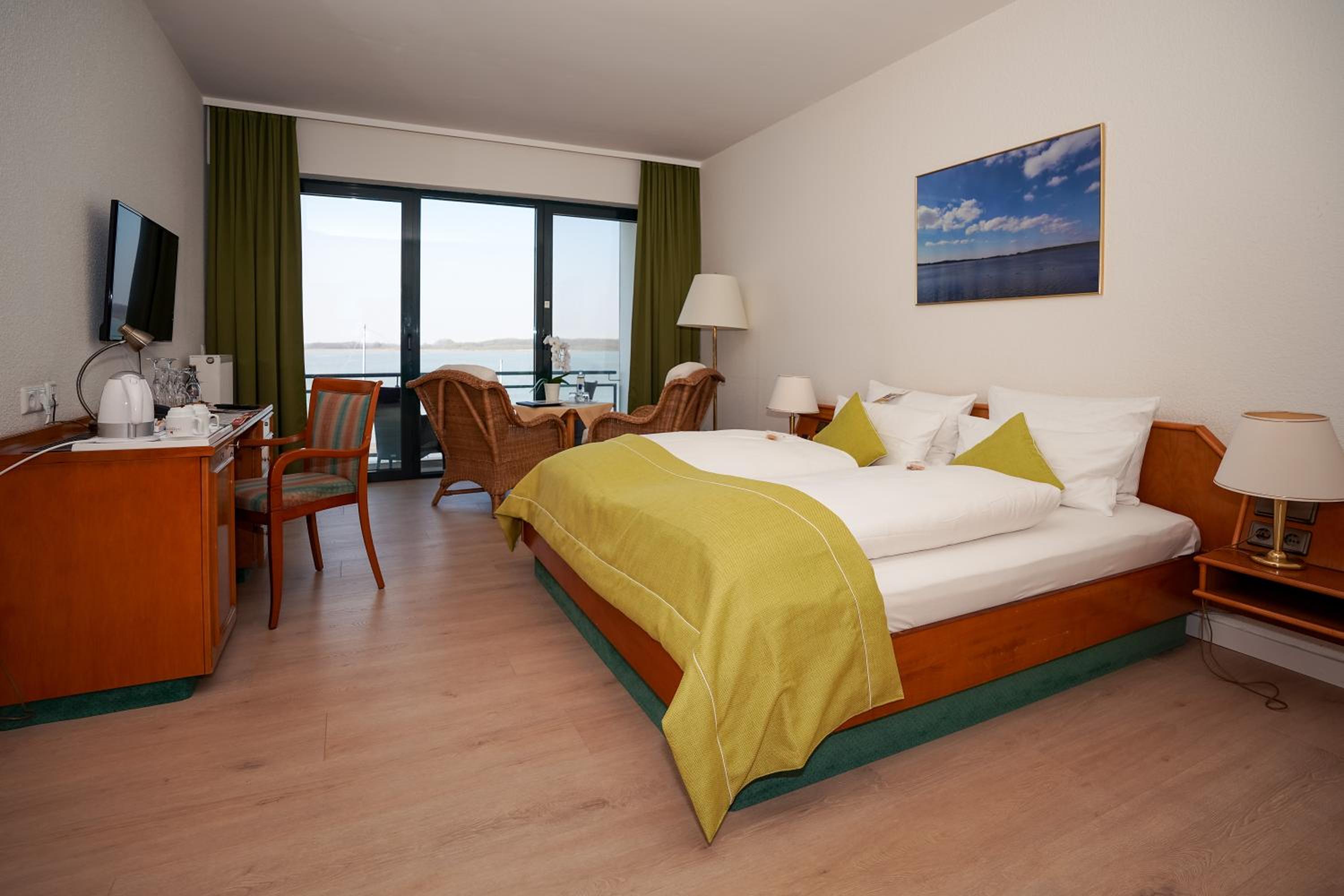 Classic Double Room with Balcony