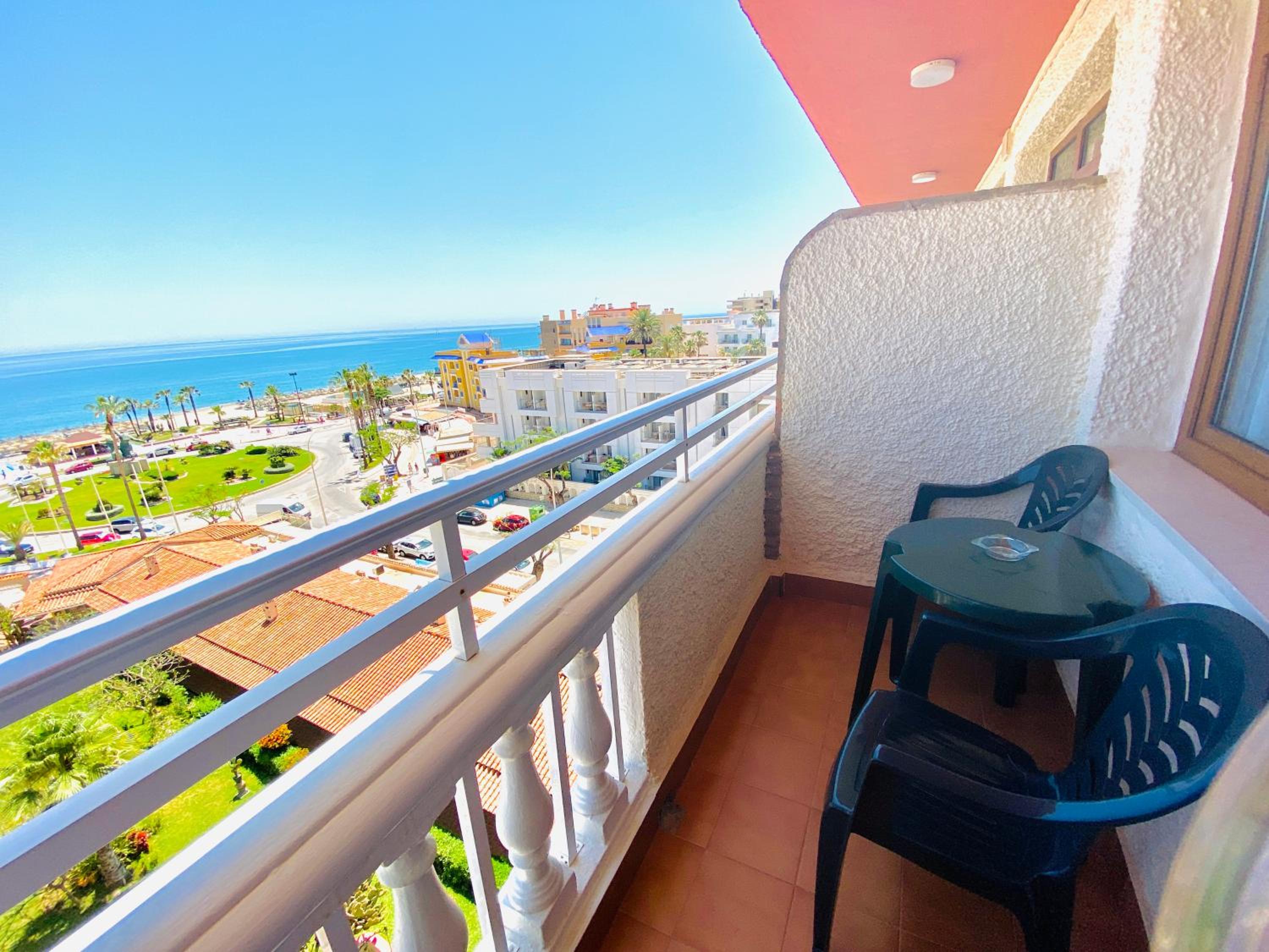  Twin Room with Front Sea View