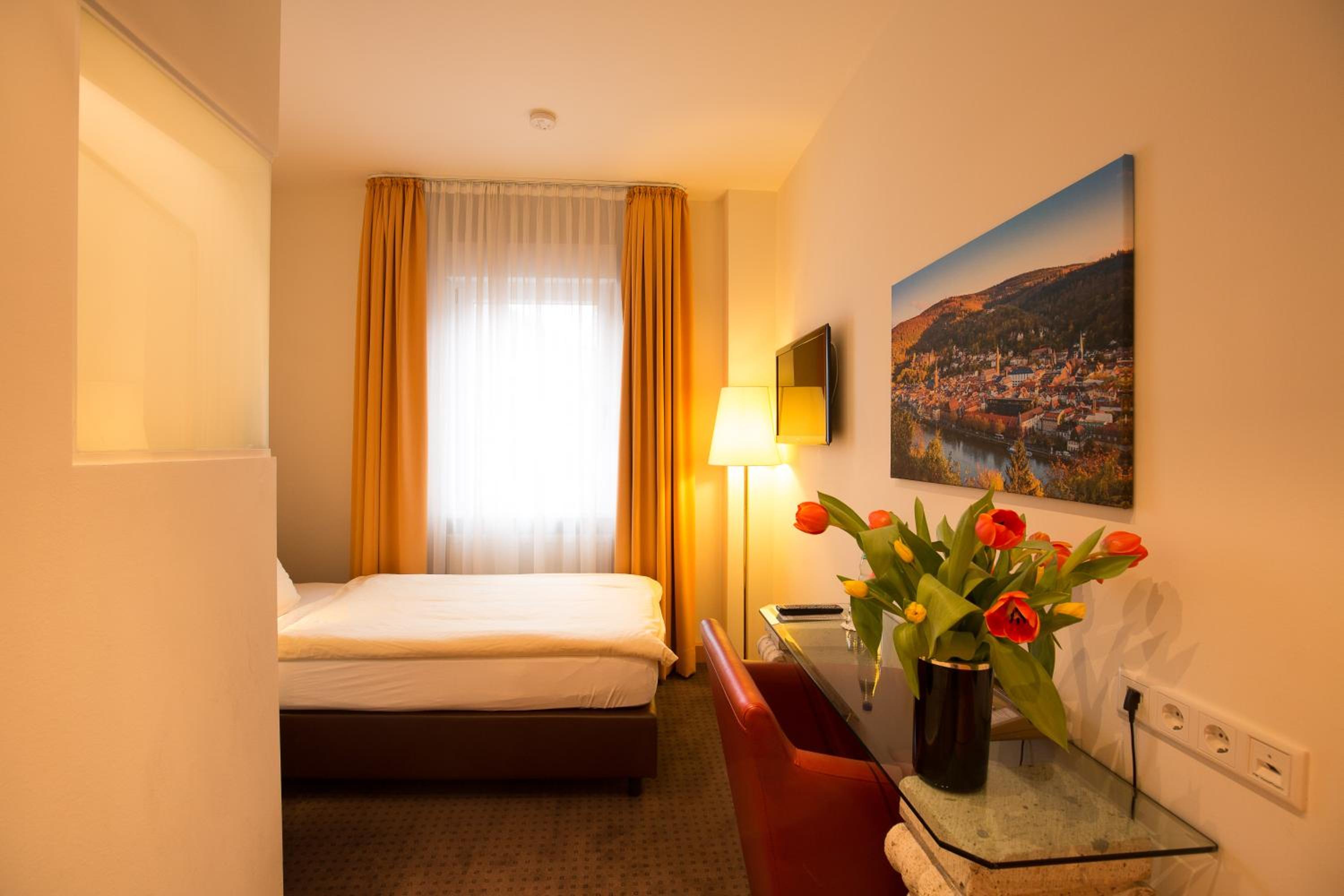 Comfort Single Room