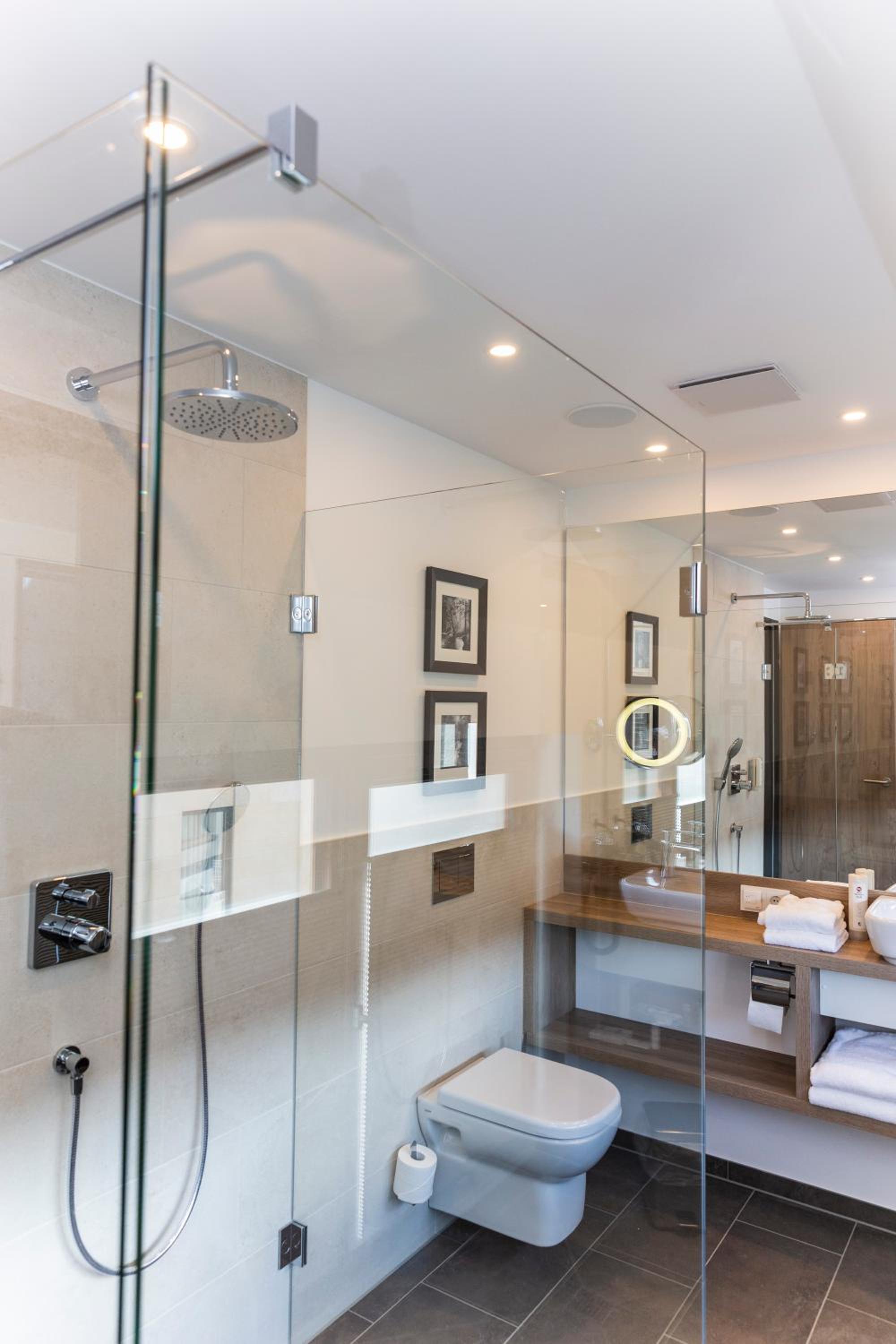 Comfort Plus Queen Room