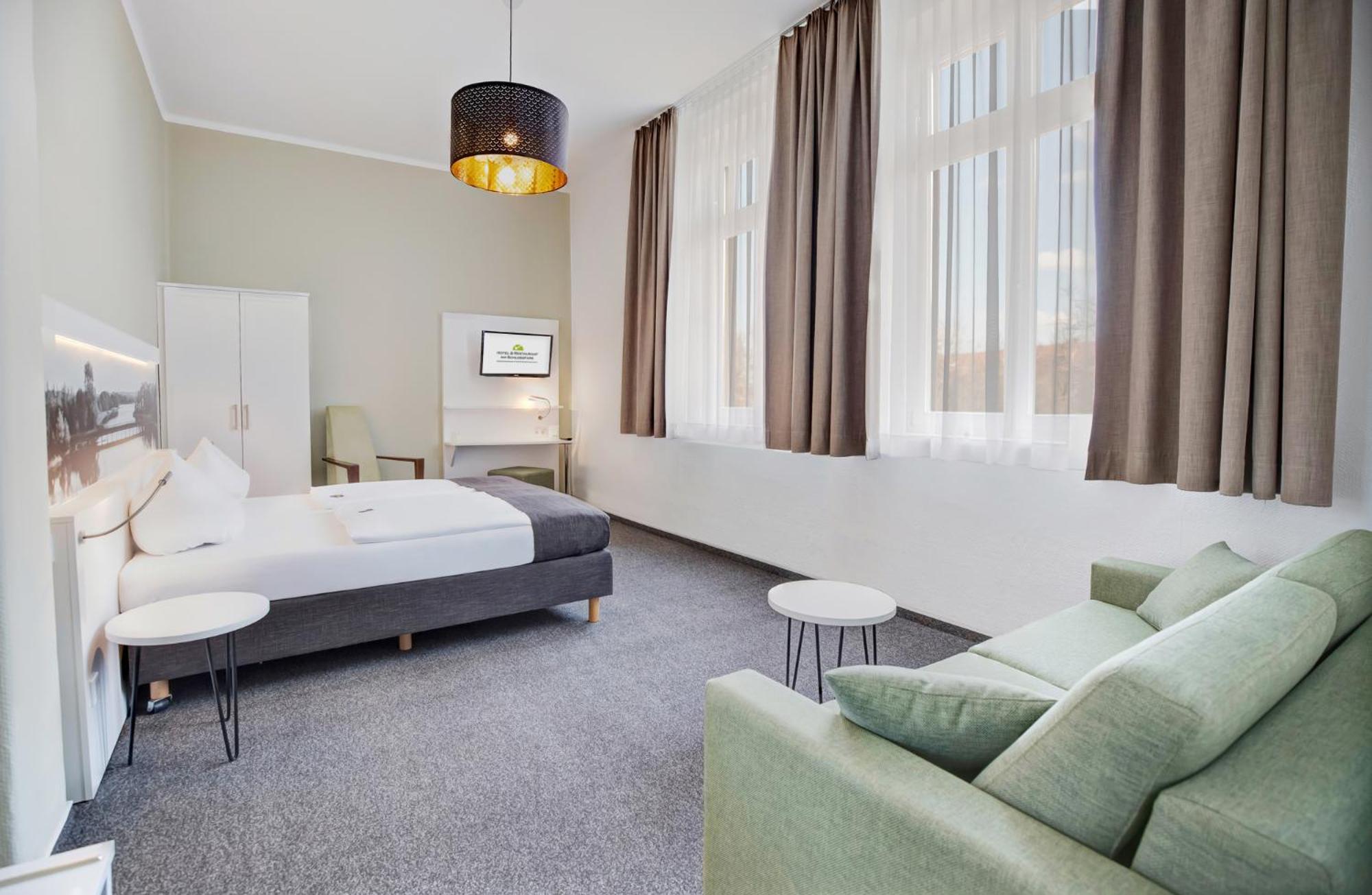 Large Double Room