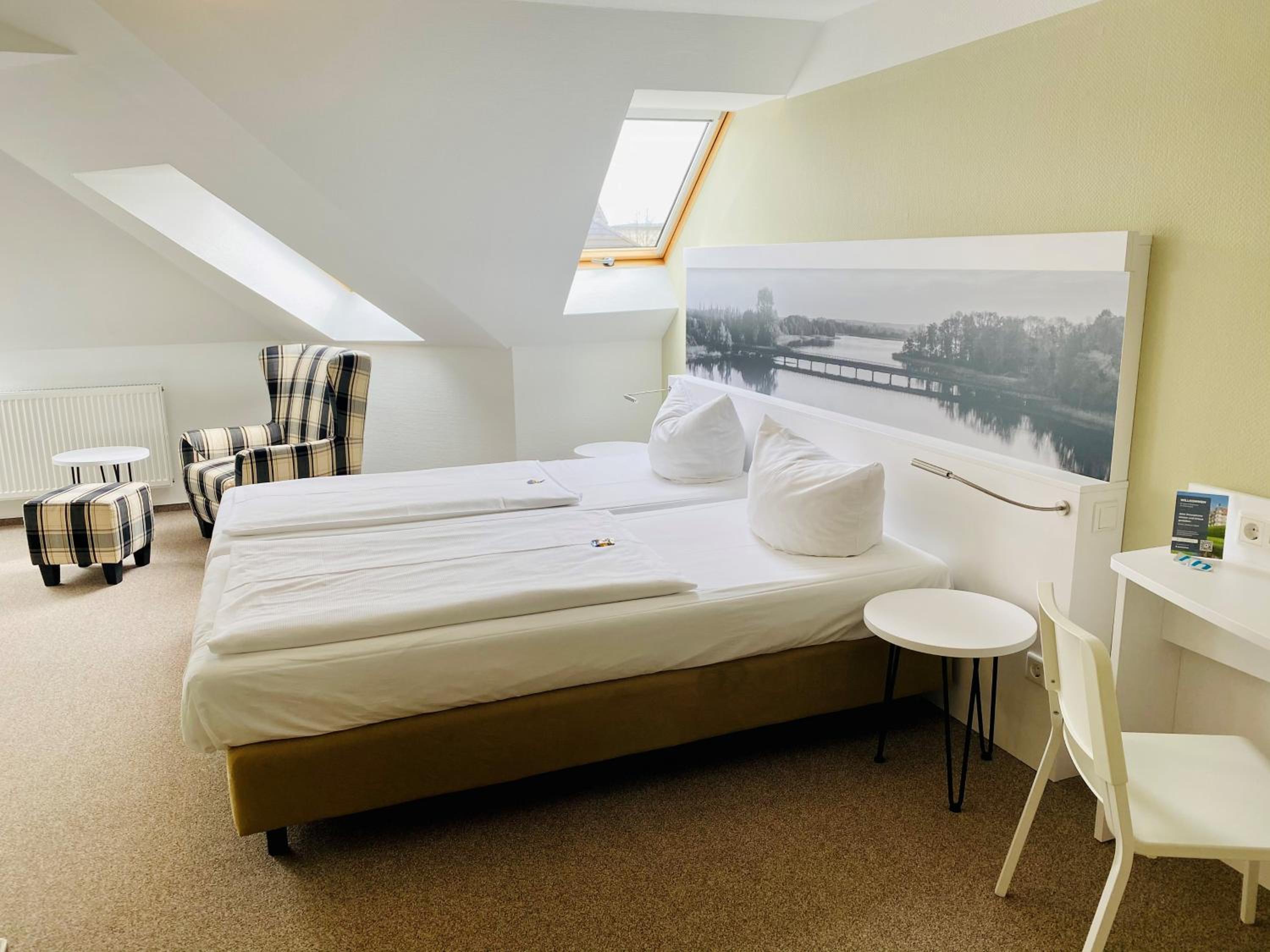 Large Double Room