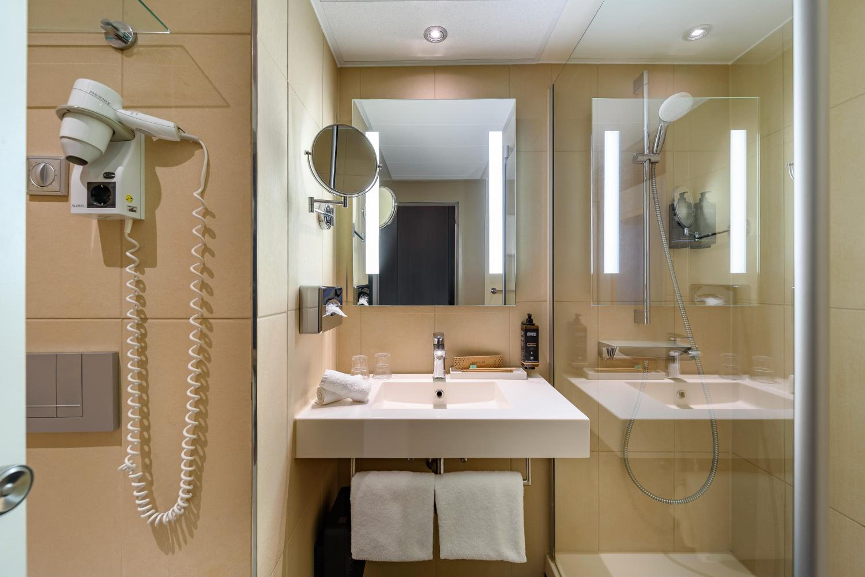 Privilege Twin Room