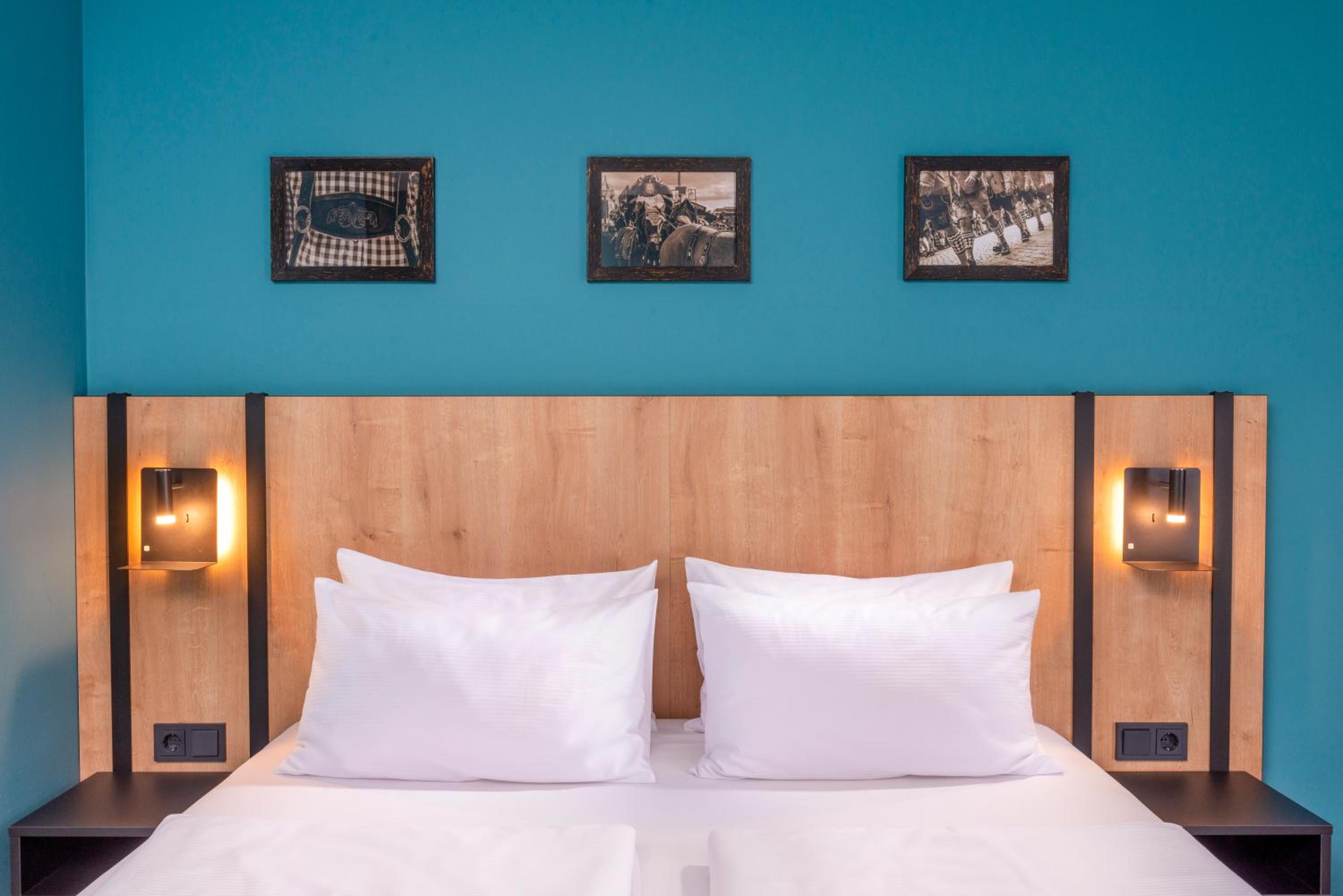 Privilege Queen Room