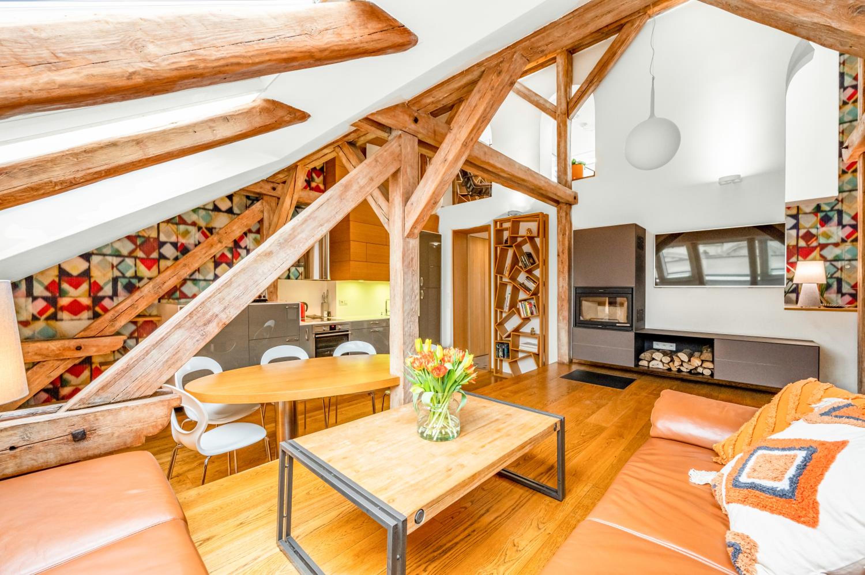 Penthouse Apartment (4 Adults)