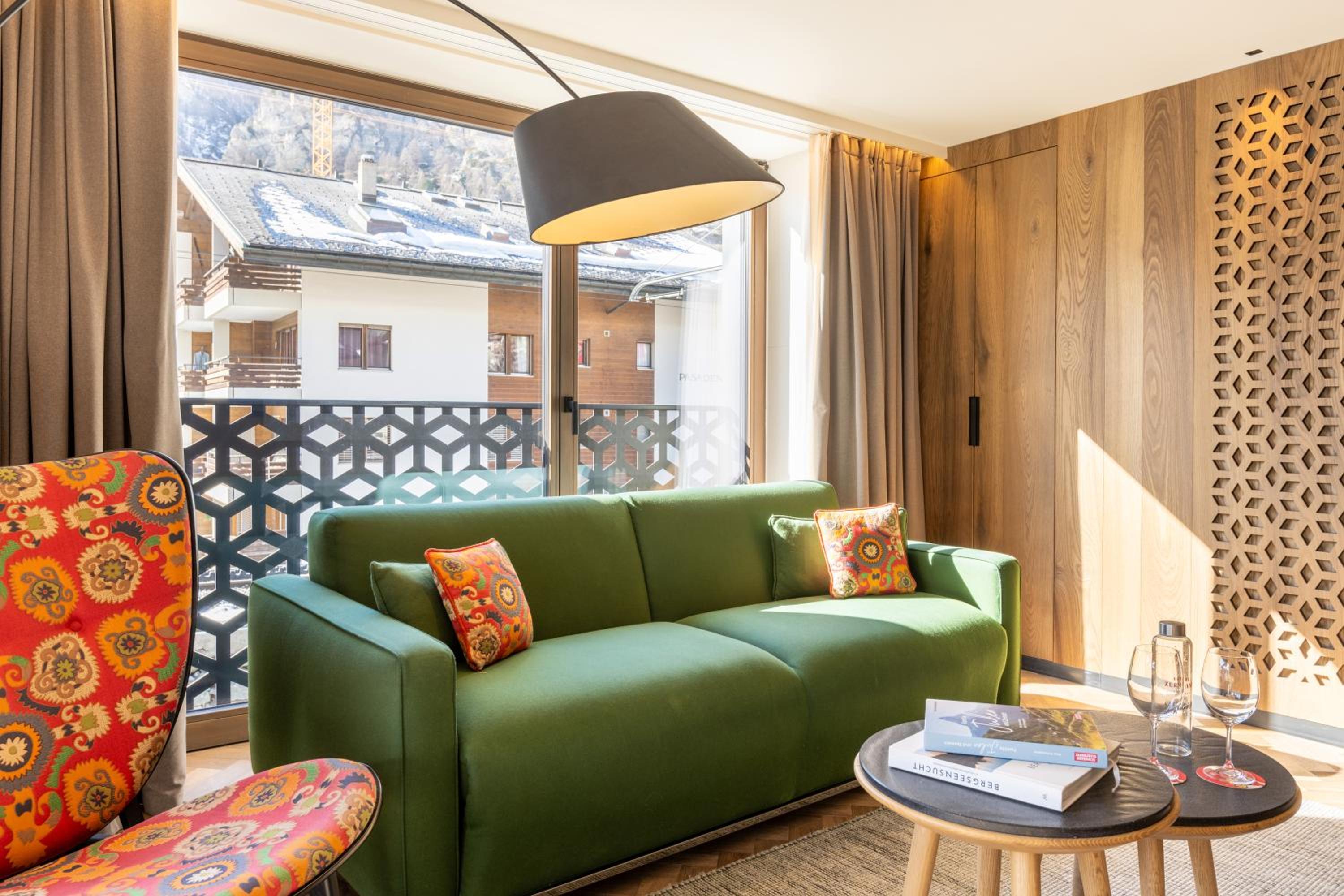 Suite with Balcony and Matterhorn View