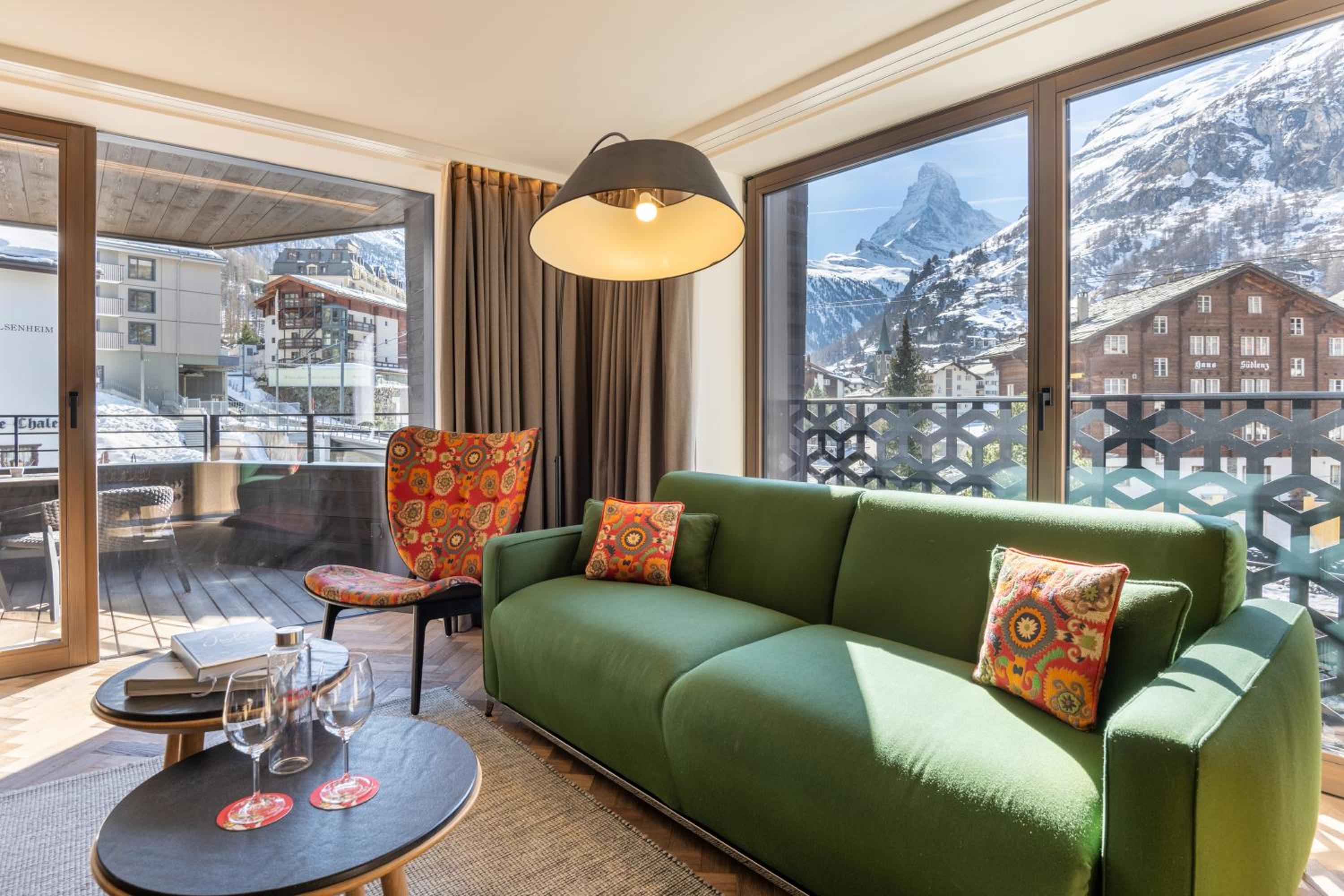 Suite with Balcony and Matterhorn View