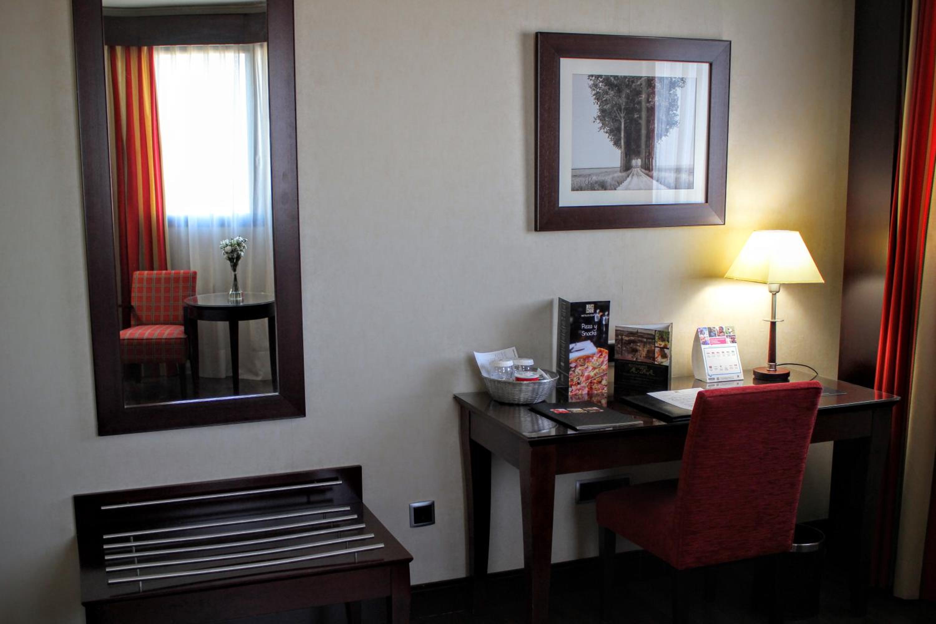 Double or Twin Room (1-2 Adults)