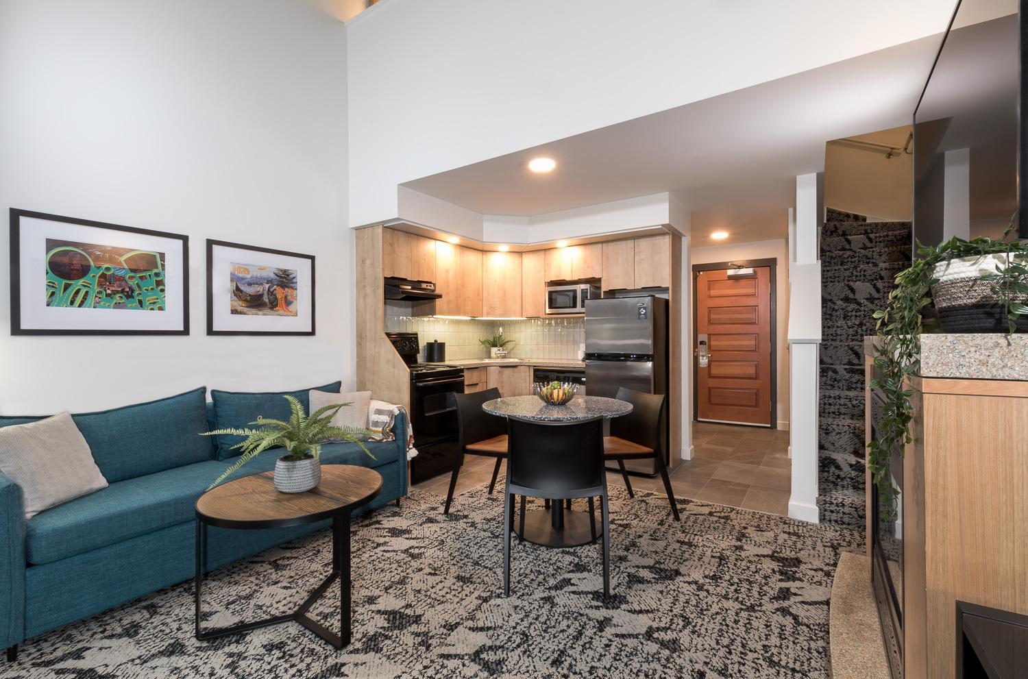 One Bedroom With Loft Suite