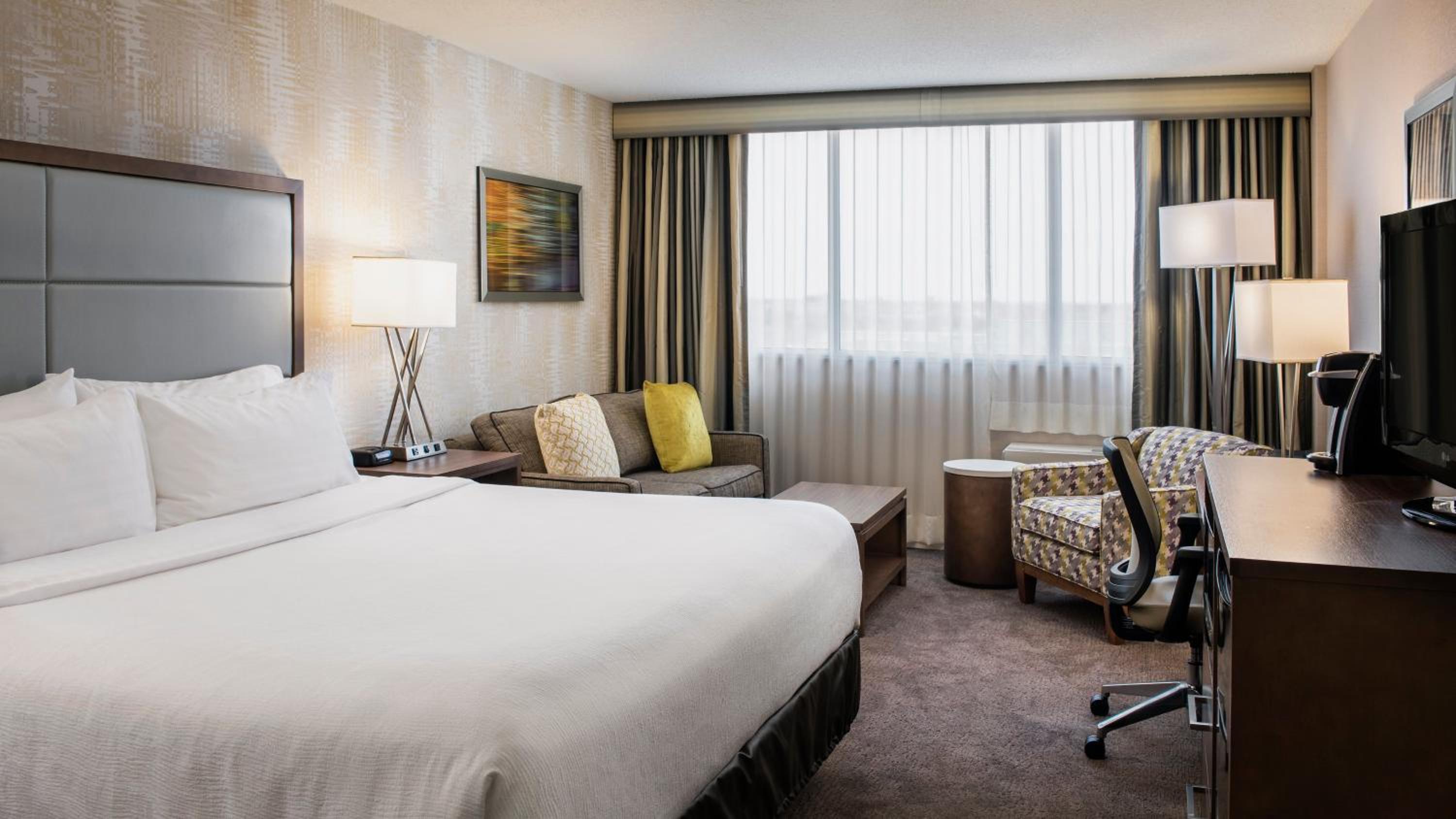 King Room with Sofa Bed and City View