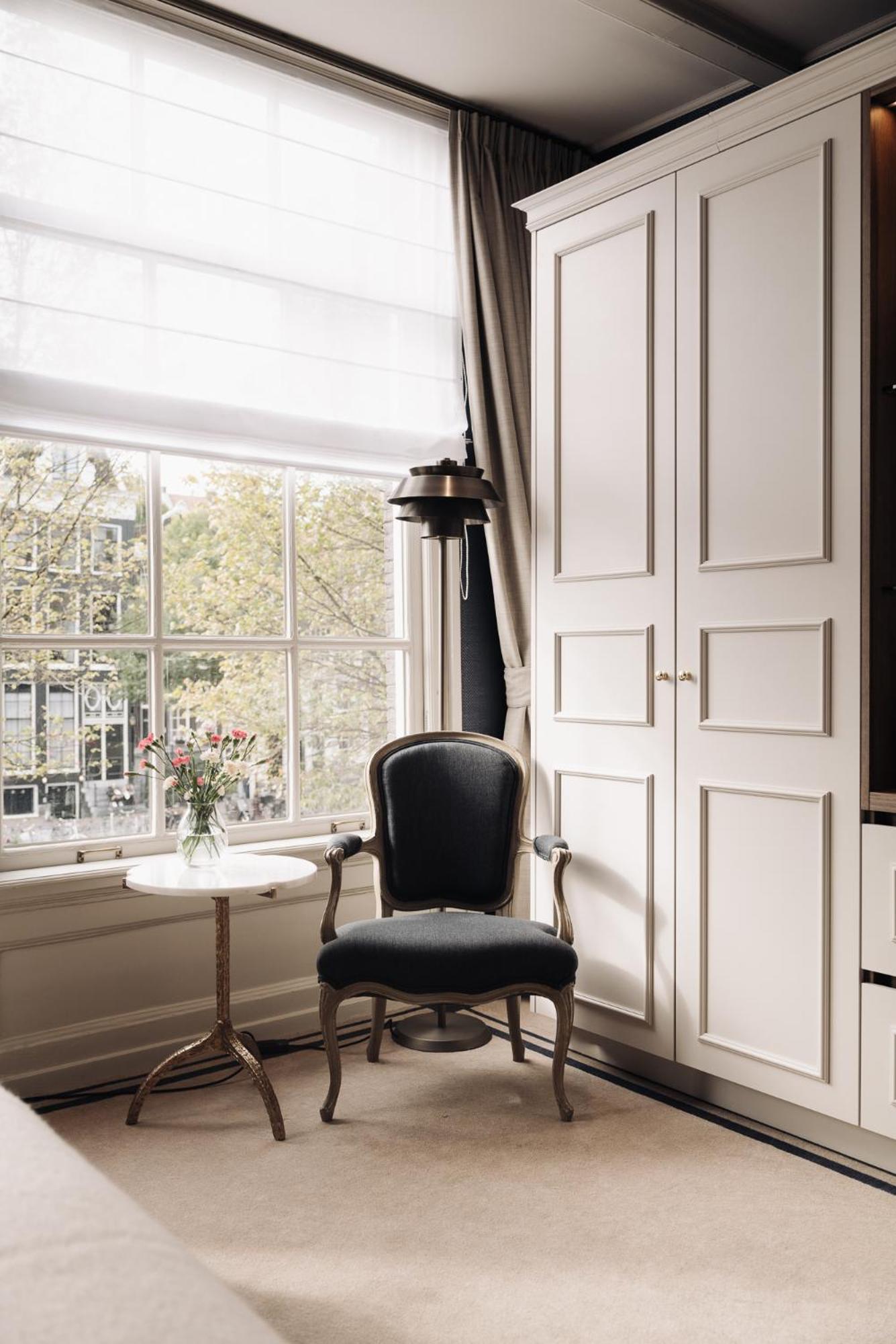 Executive Double Room (Grand Merchant - Canal View)