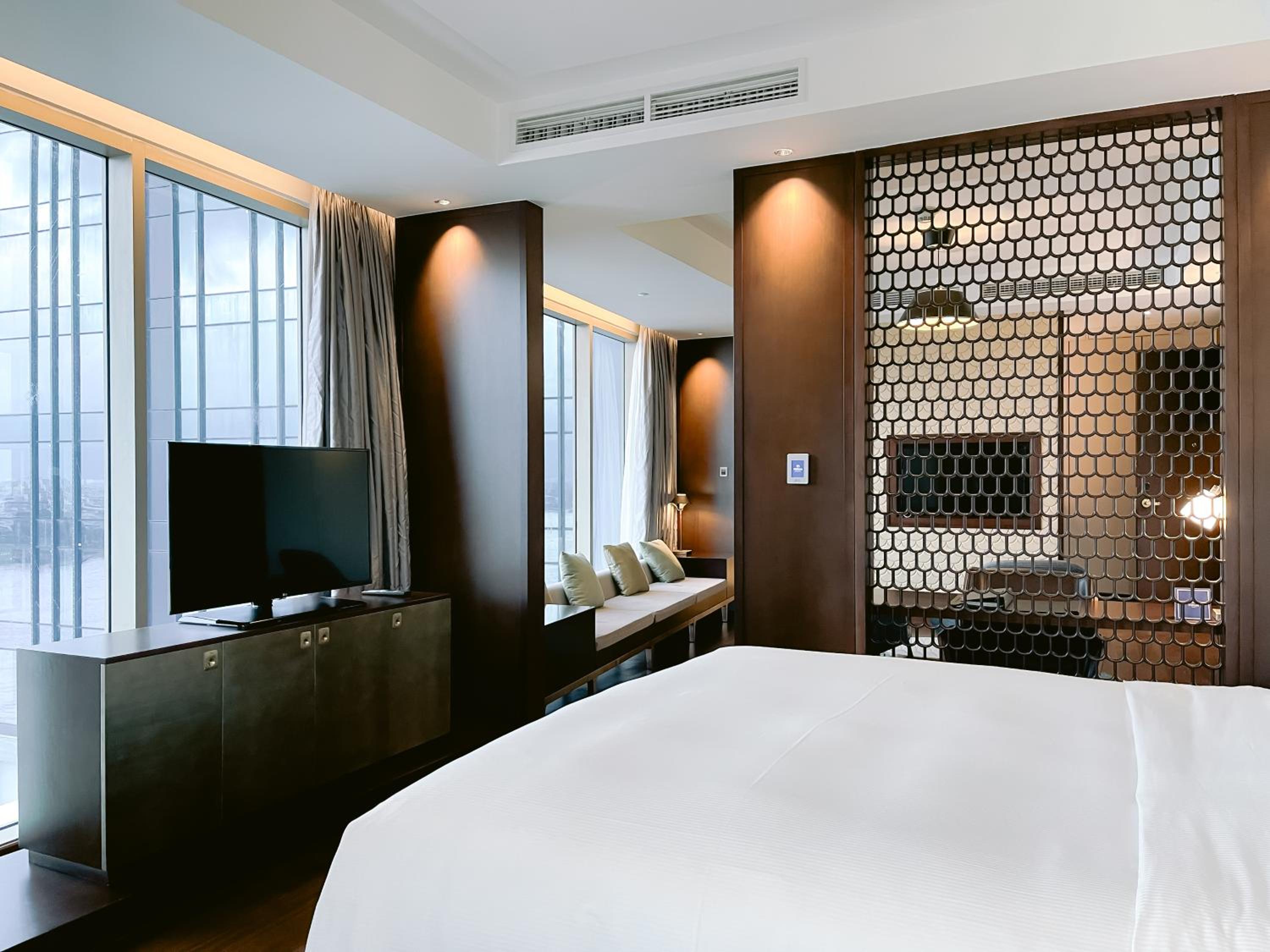 One-Bedroom King Suite with City View