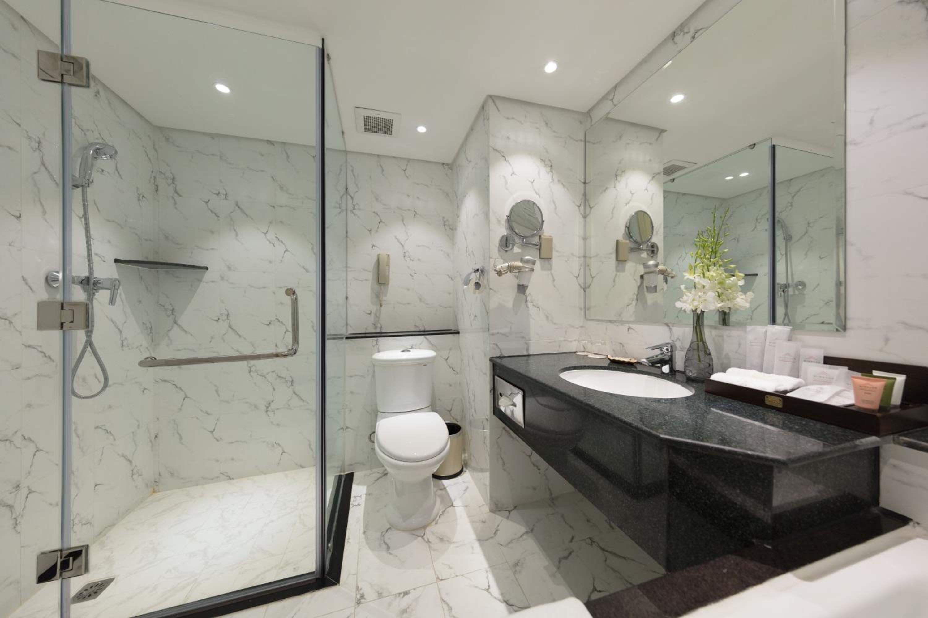 Club High Floor with Executive Lounge Access