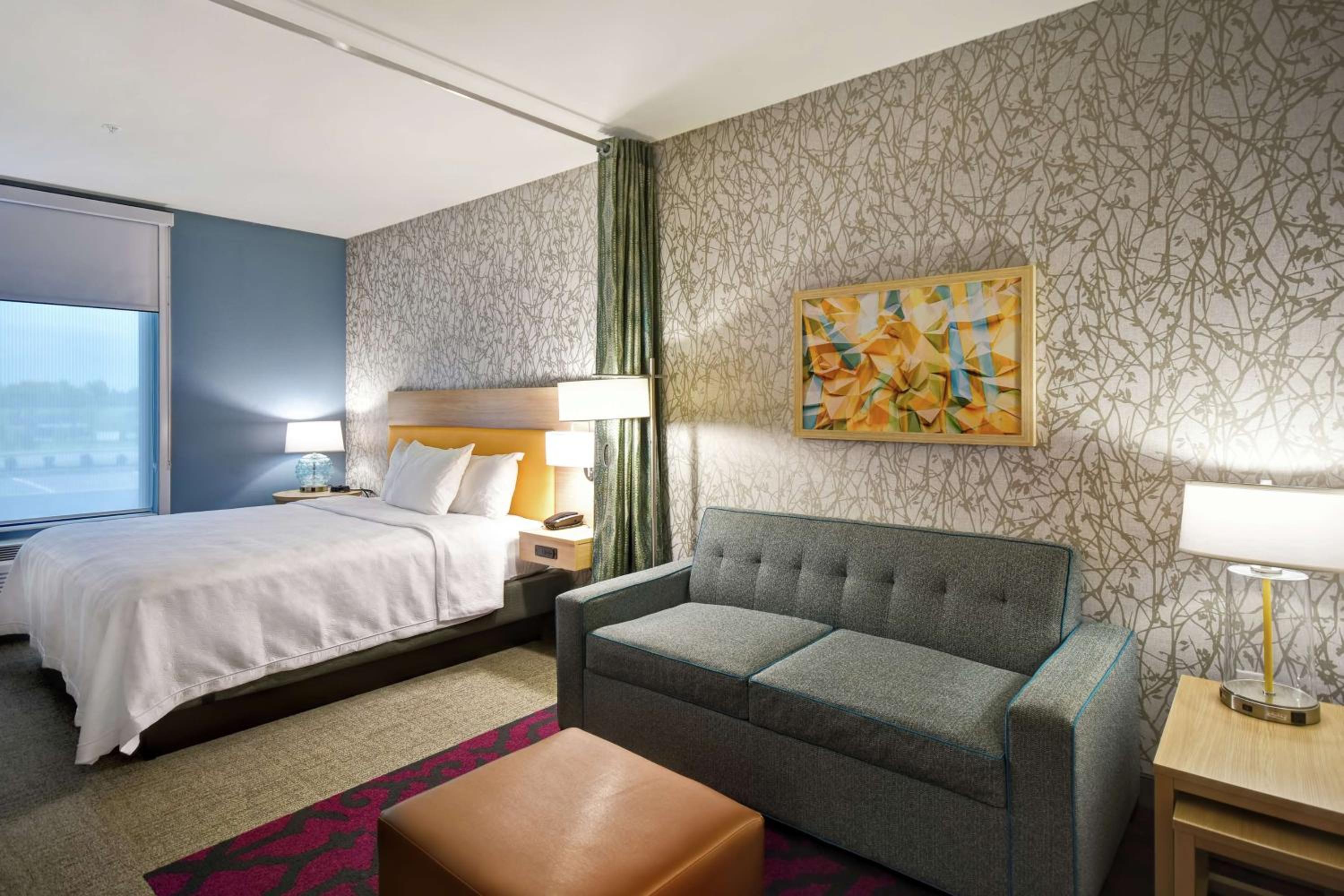 King Studio Suite - Hearing Access/Non-Smoking