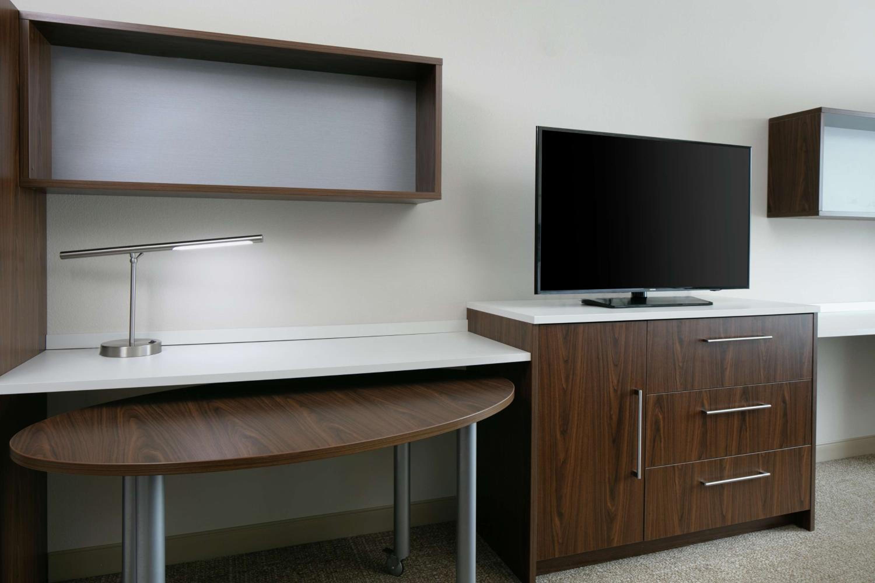King Suite - Hearing Access/Non-Smoking