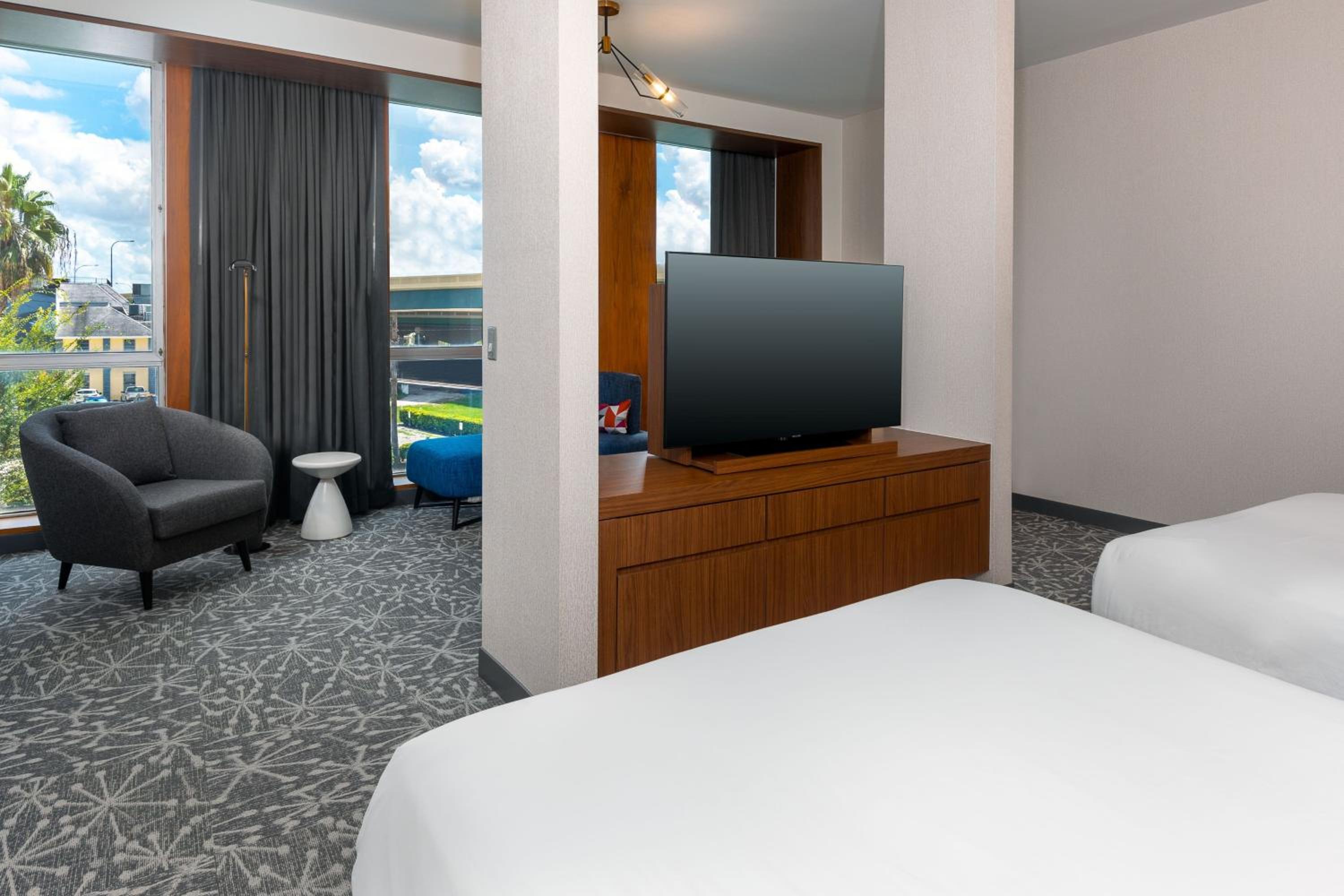 Aloft, Suite, 2 Queen Beds