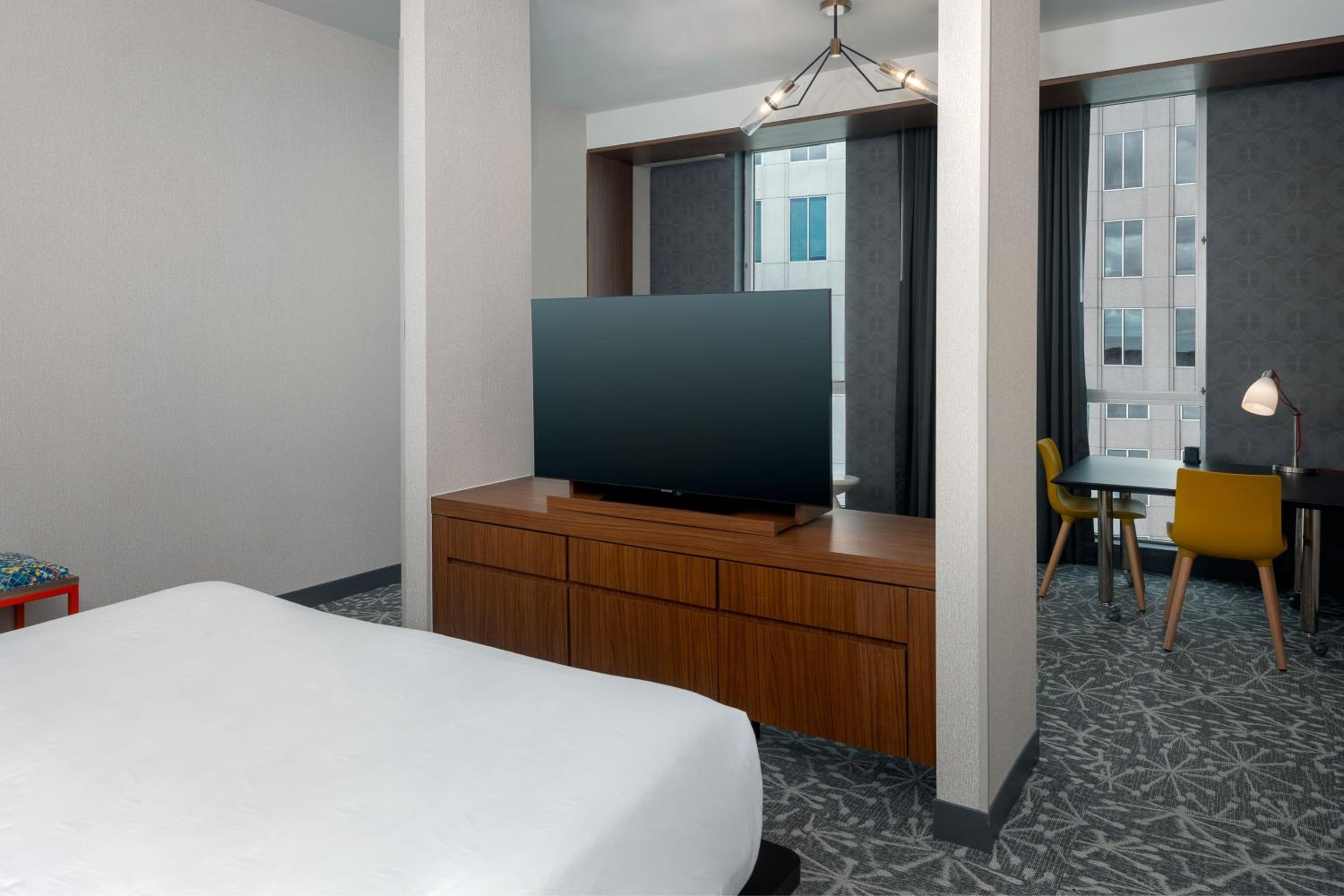 Aloft, Suite, 1 King