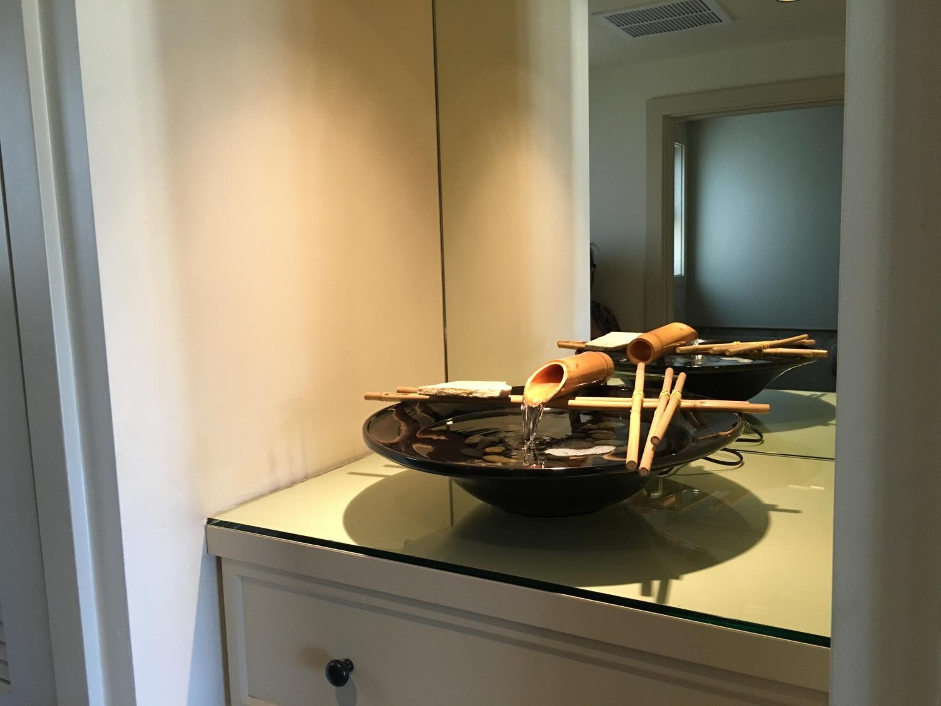 Deluxe Double Queen Room