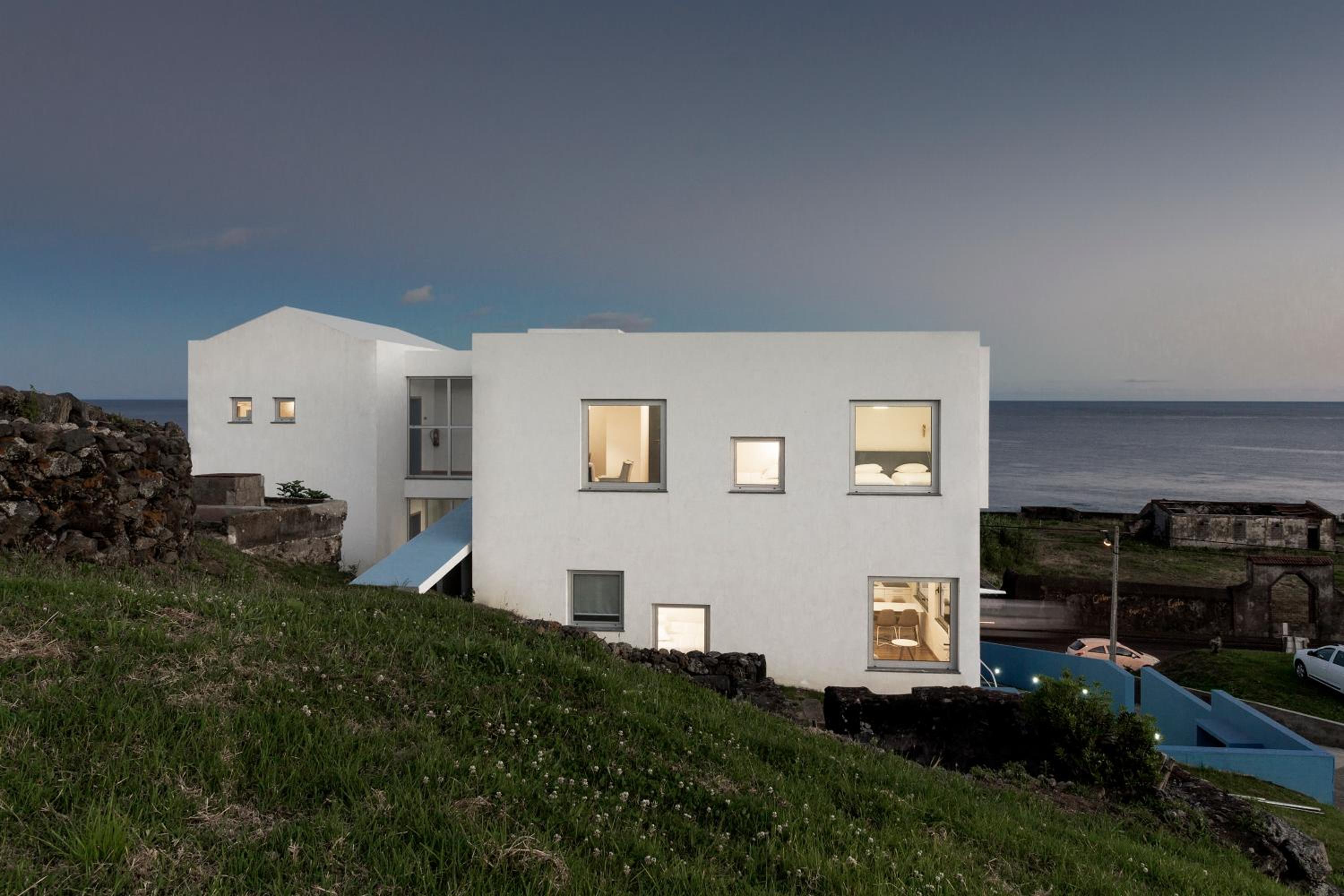 Studio Apartment with Sea View