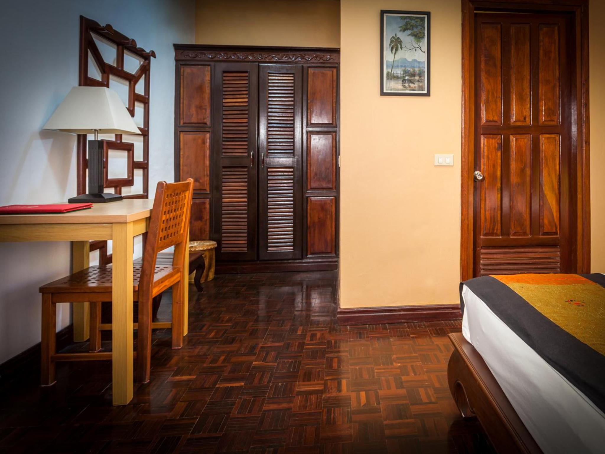 Superior Single Room