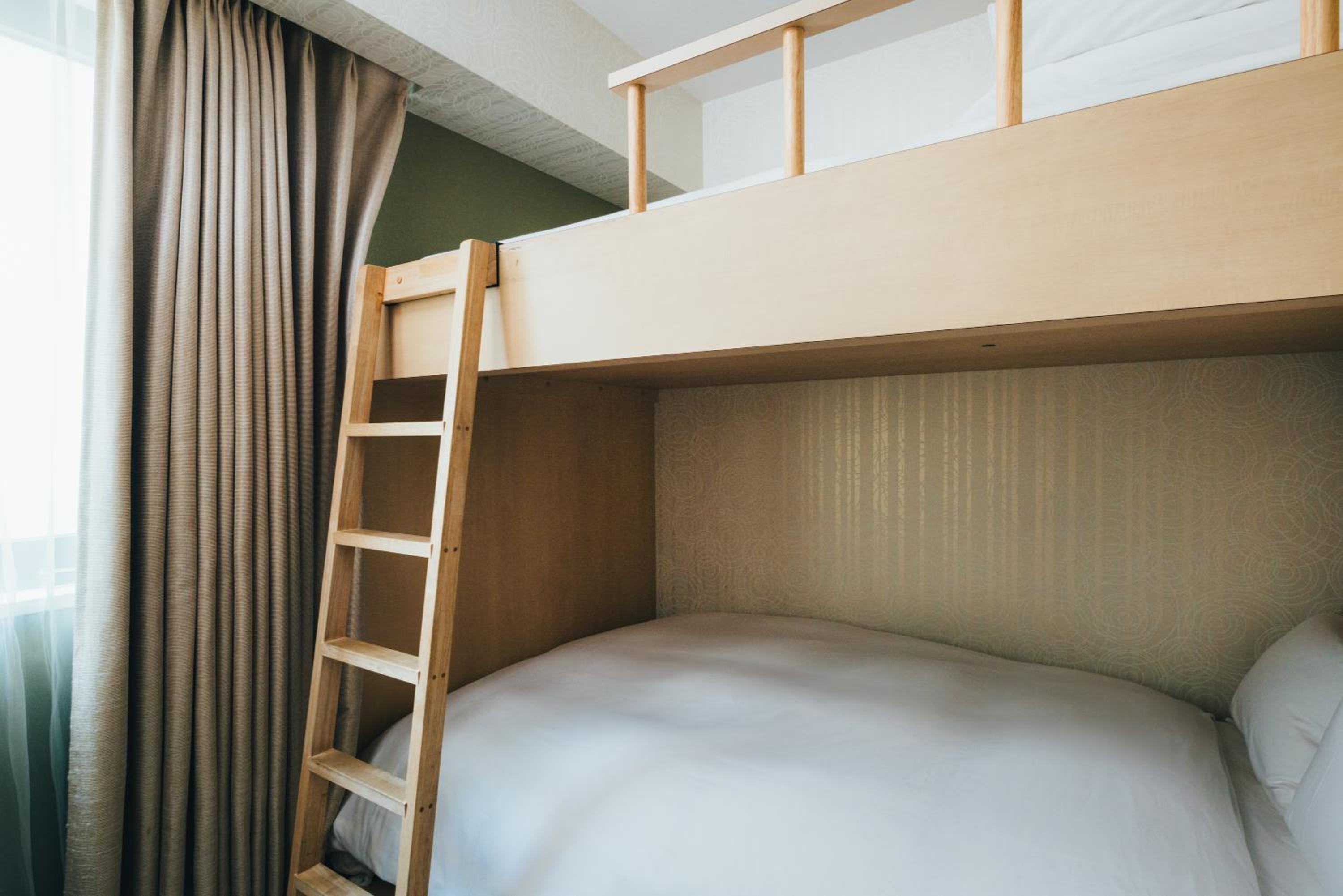 Basic Triple Room