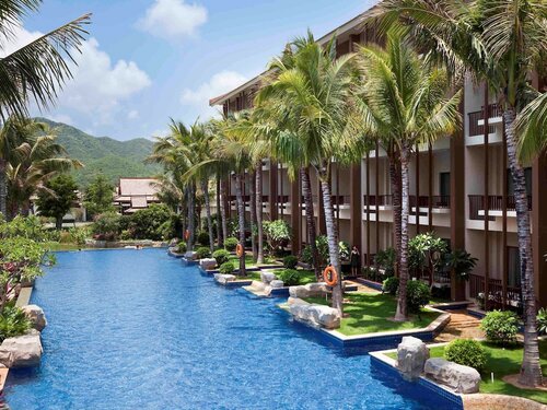 Deluxe Room, 1 King Bed, Pool View в Terra Rossa